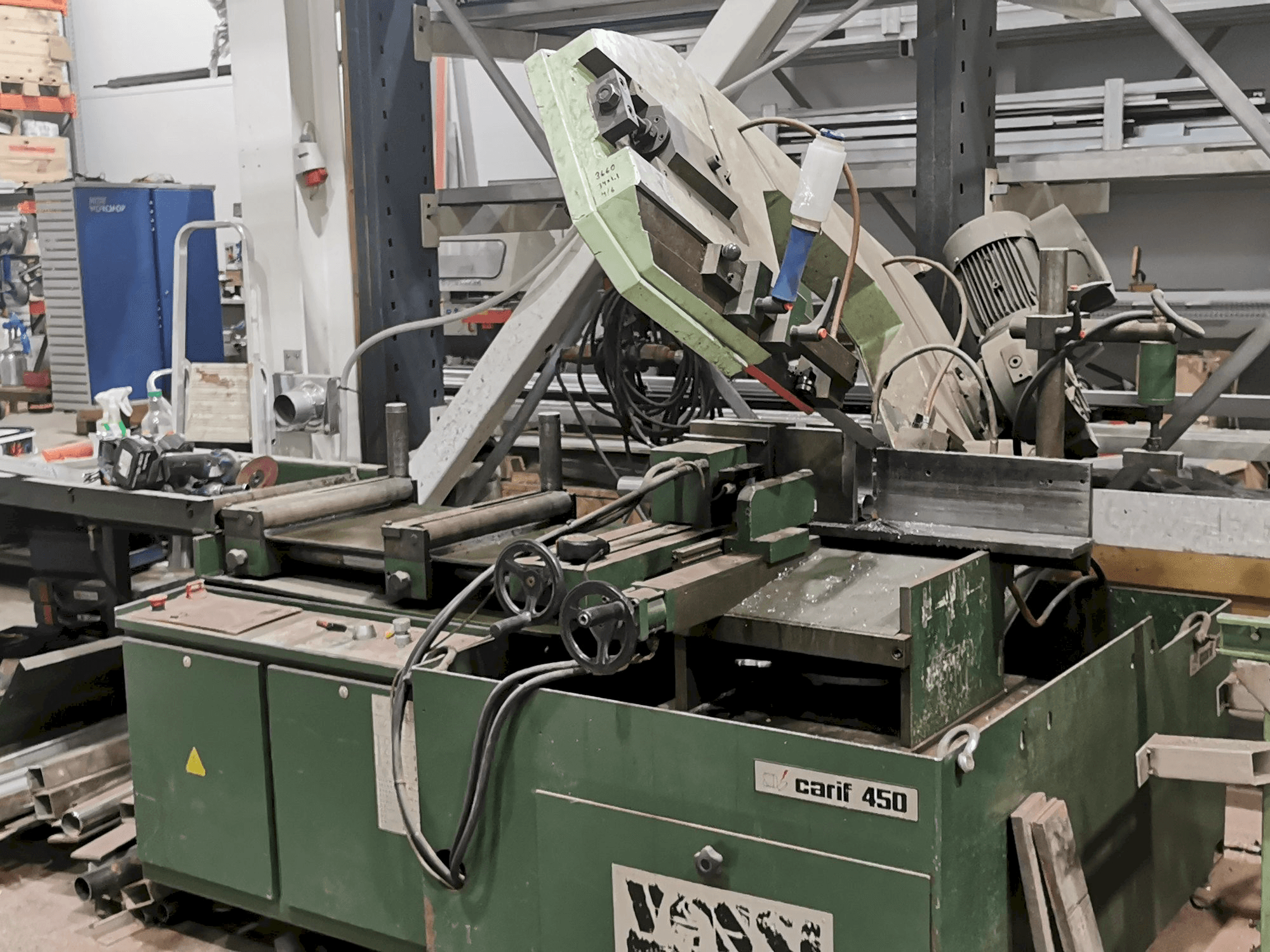 Mašīnas carif 450 BA pretskats