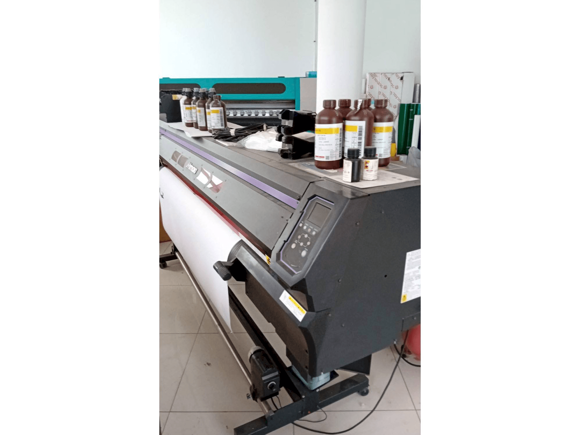 Mašīnas MIMAKI ucjv300-160 pretskats