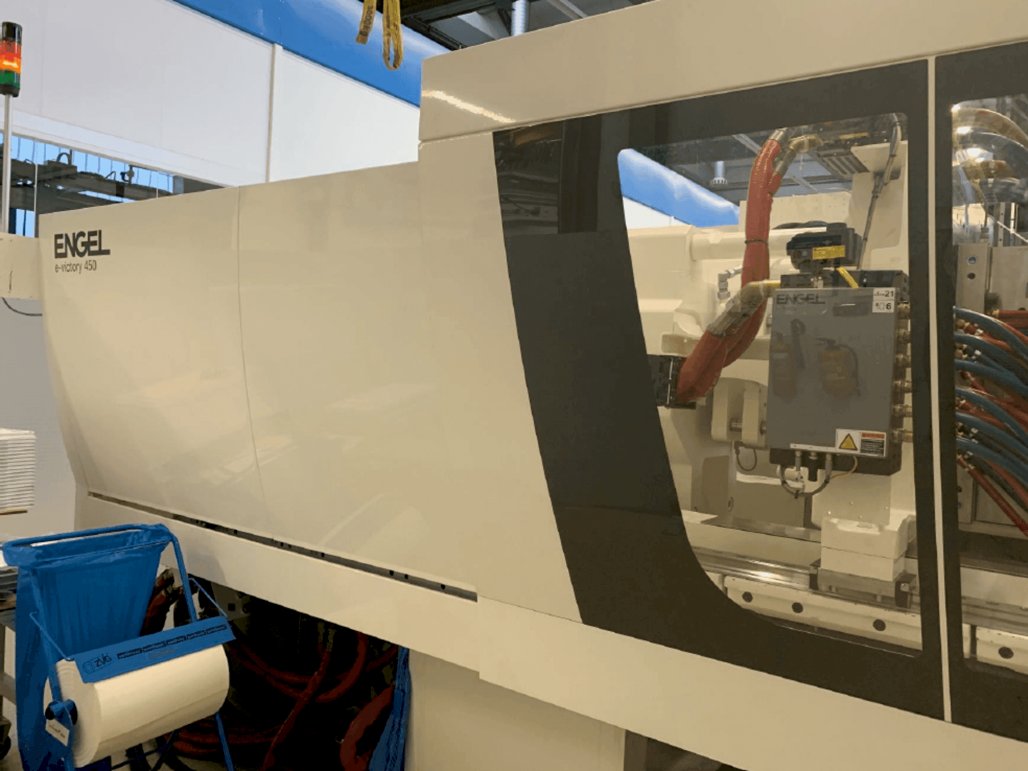 Mašīnas Engel e-Victory 740/450 US pretskats