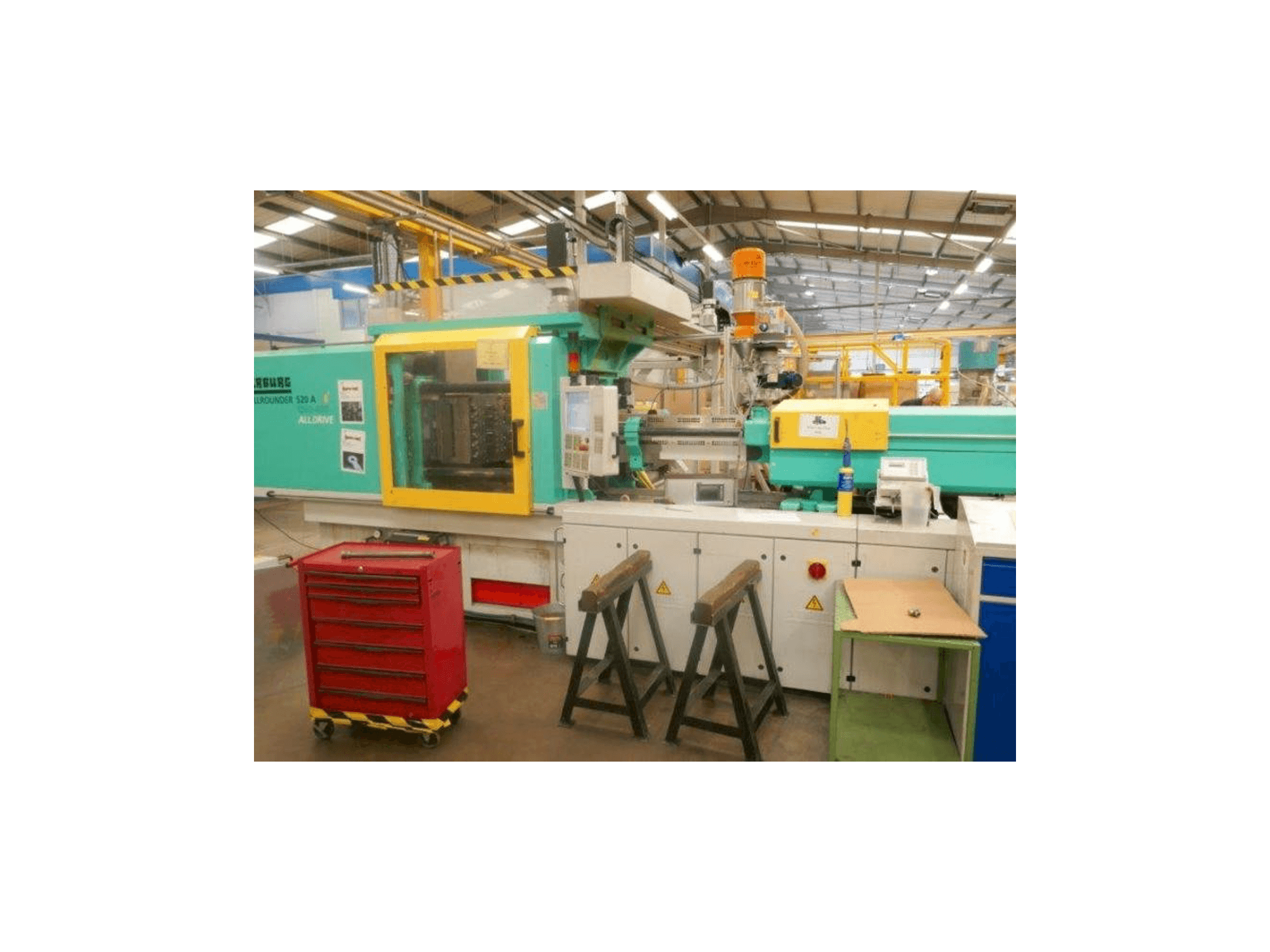 Mašīnas Arburg Allrounder 520 A 1500-400 pretskats