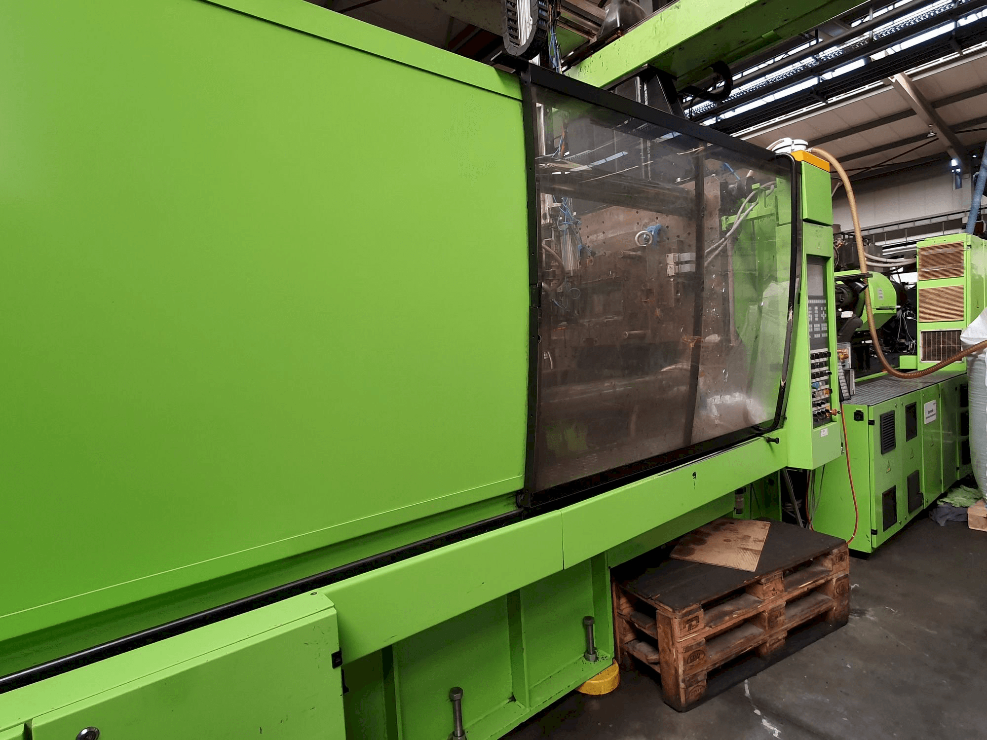 Mašīnas ENGEL ES 4550/550 KSL pretskats