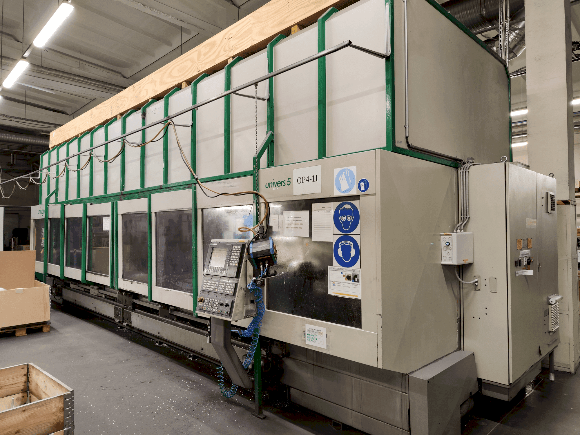 Mašīnas Unisign UNIVERS 5 pretskats