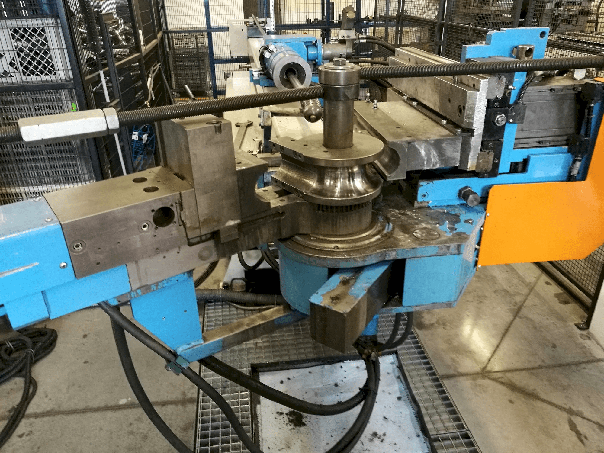 Mašīnas Rasi S 80.5 pretskats