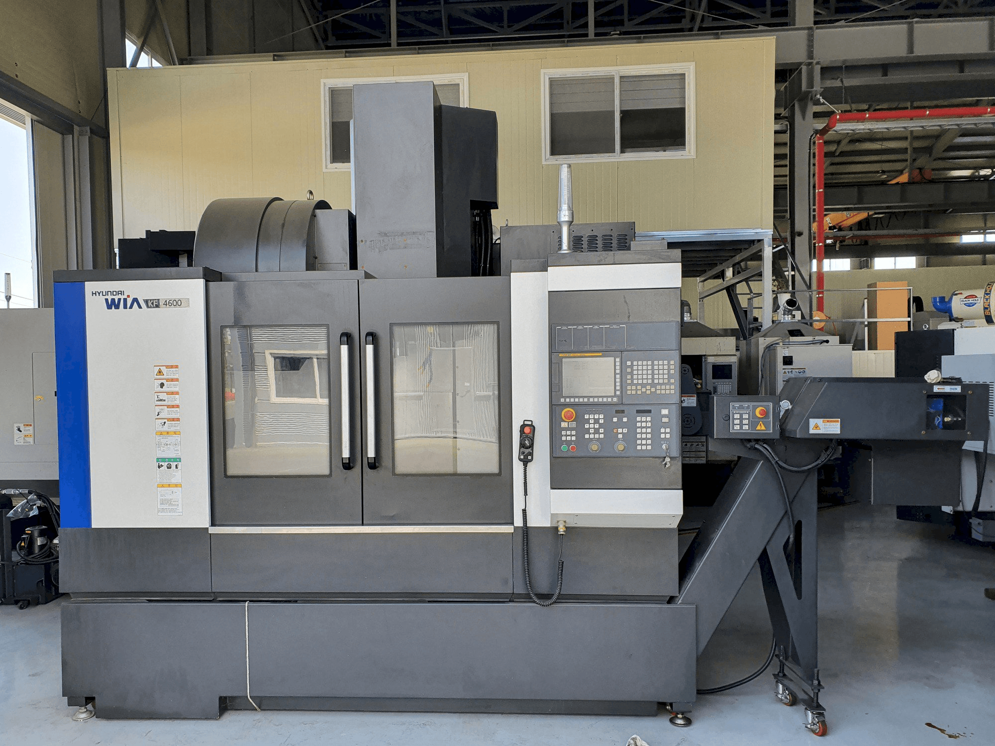 Mašīnas Hyundai Wia KF4600 pretskats