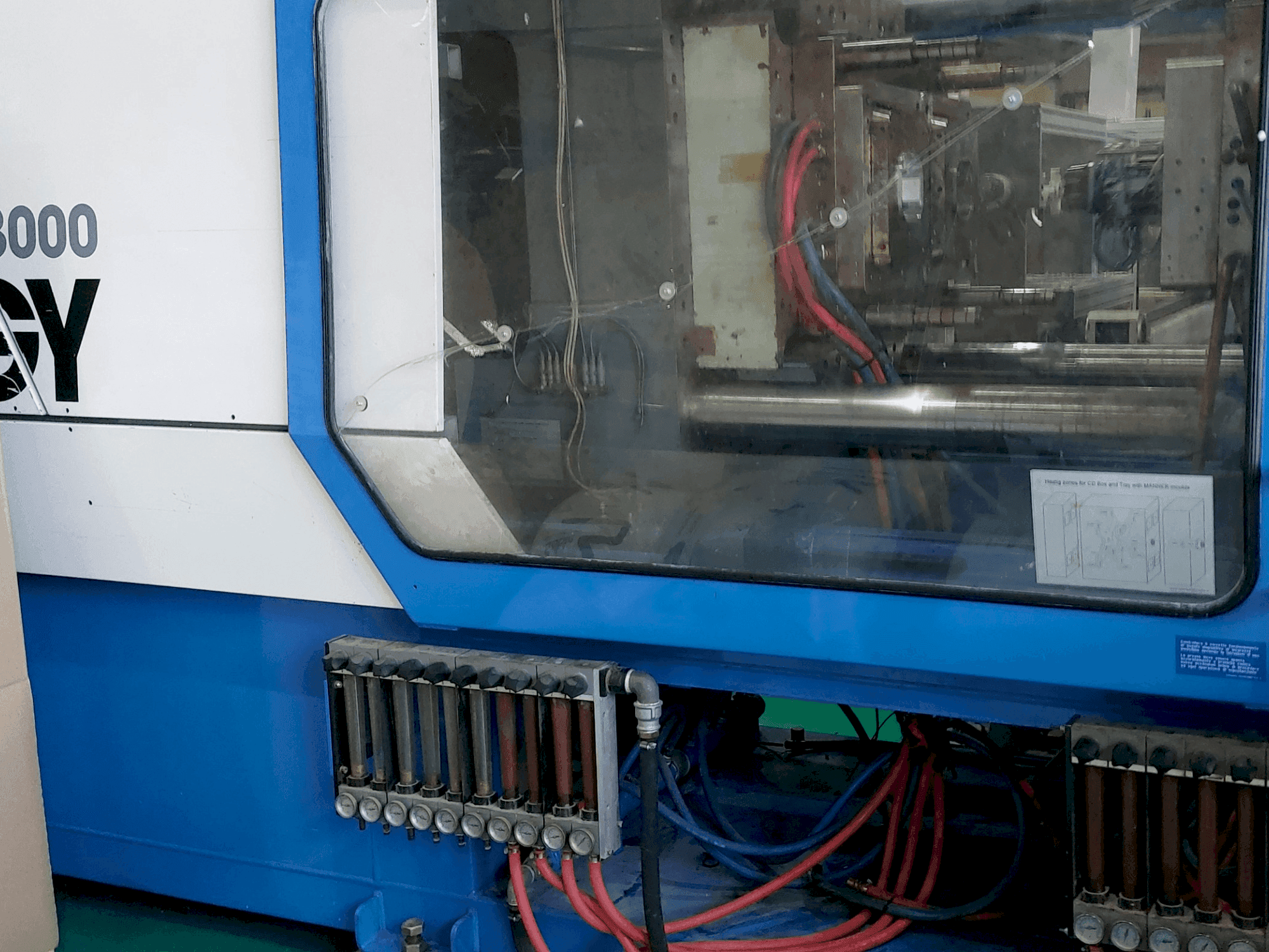 Mašīnas Netstal S 300 – 1700 pretskats