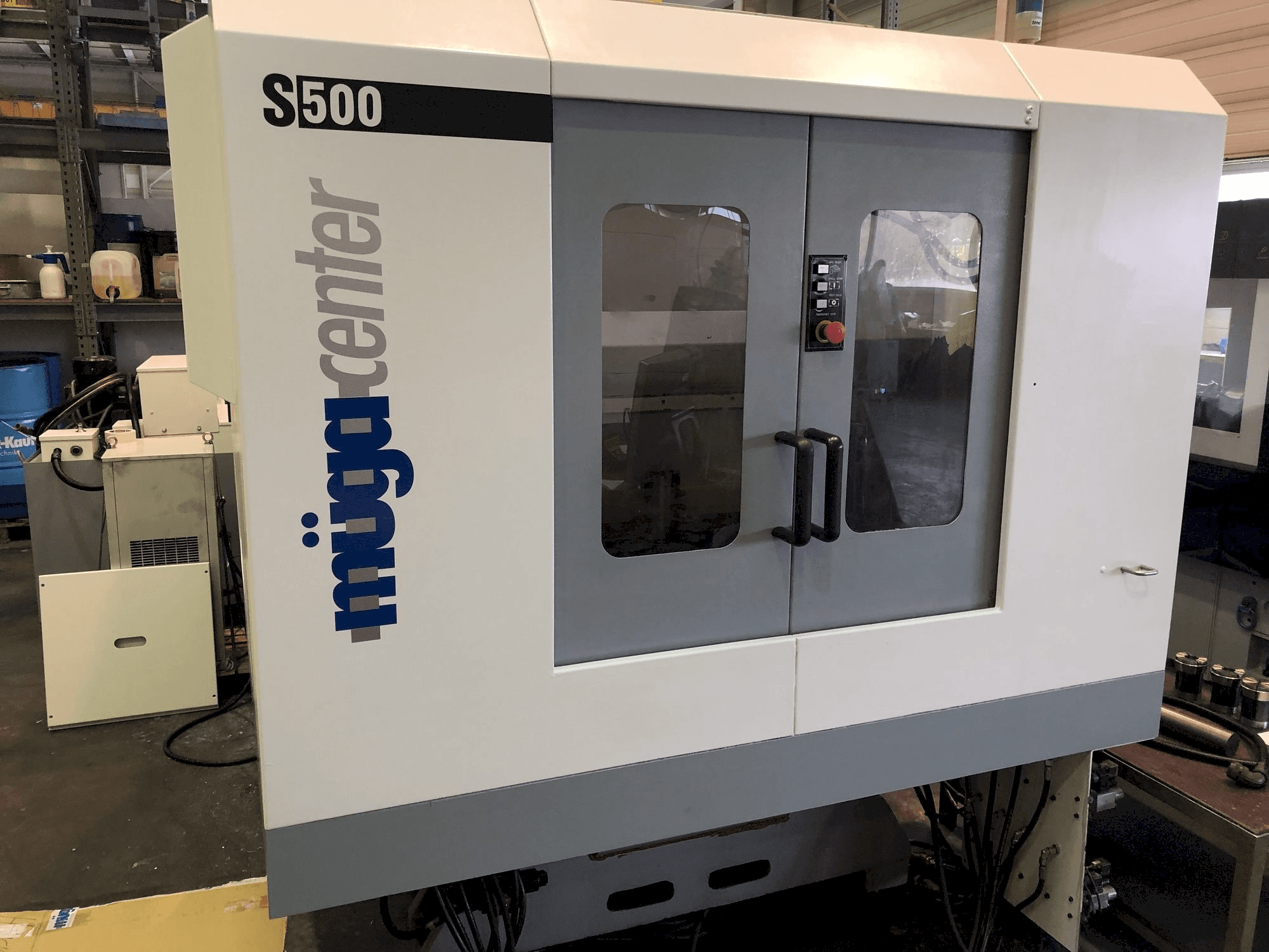 Mašīnas Muga S500 pretskats