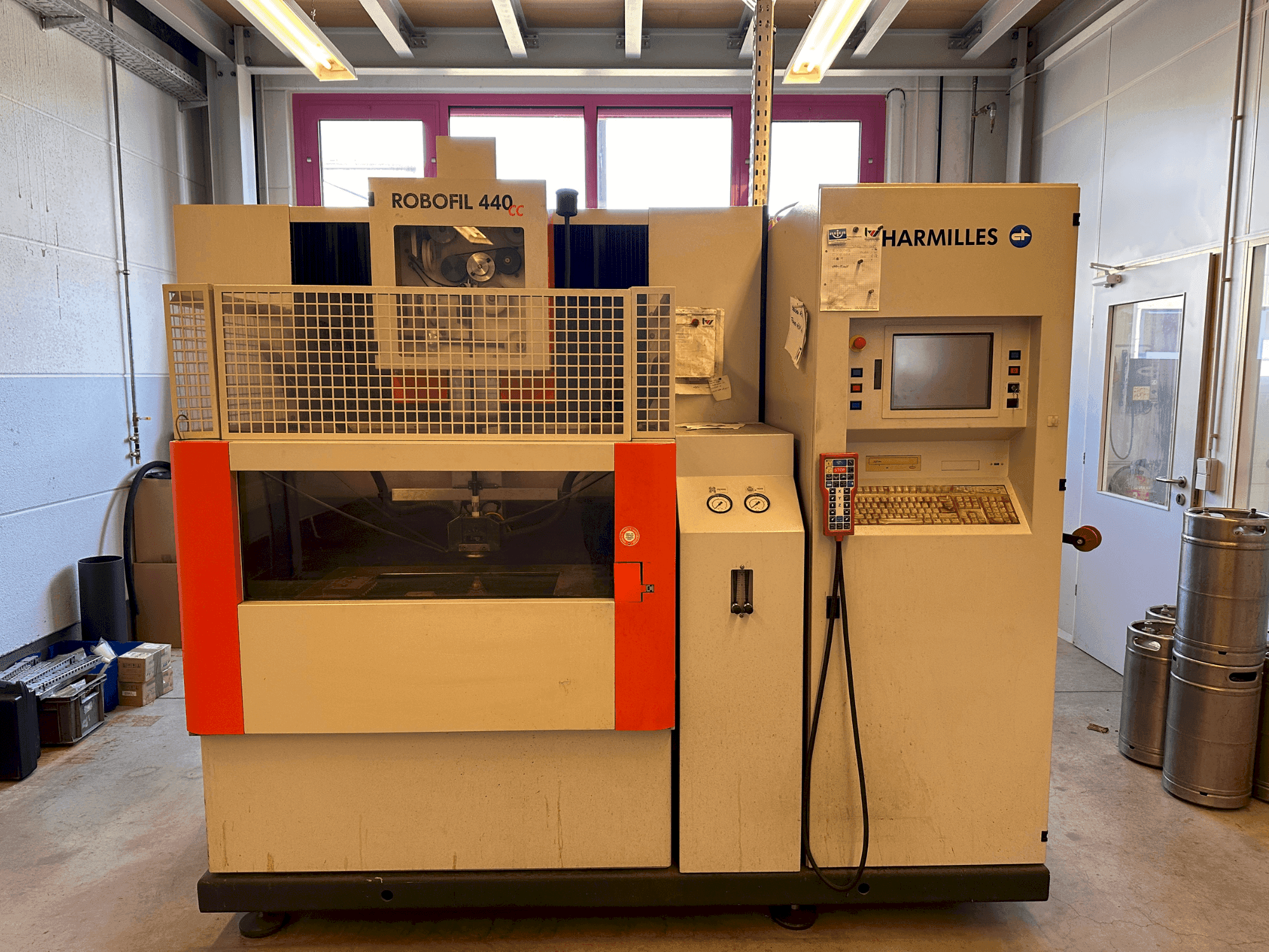 Mašīnas CHARMILLES Robofil 440 CC pretskats