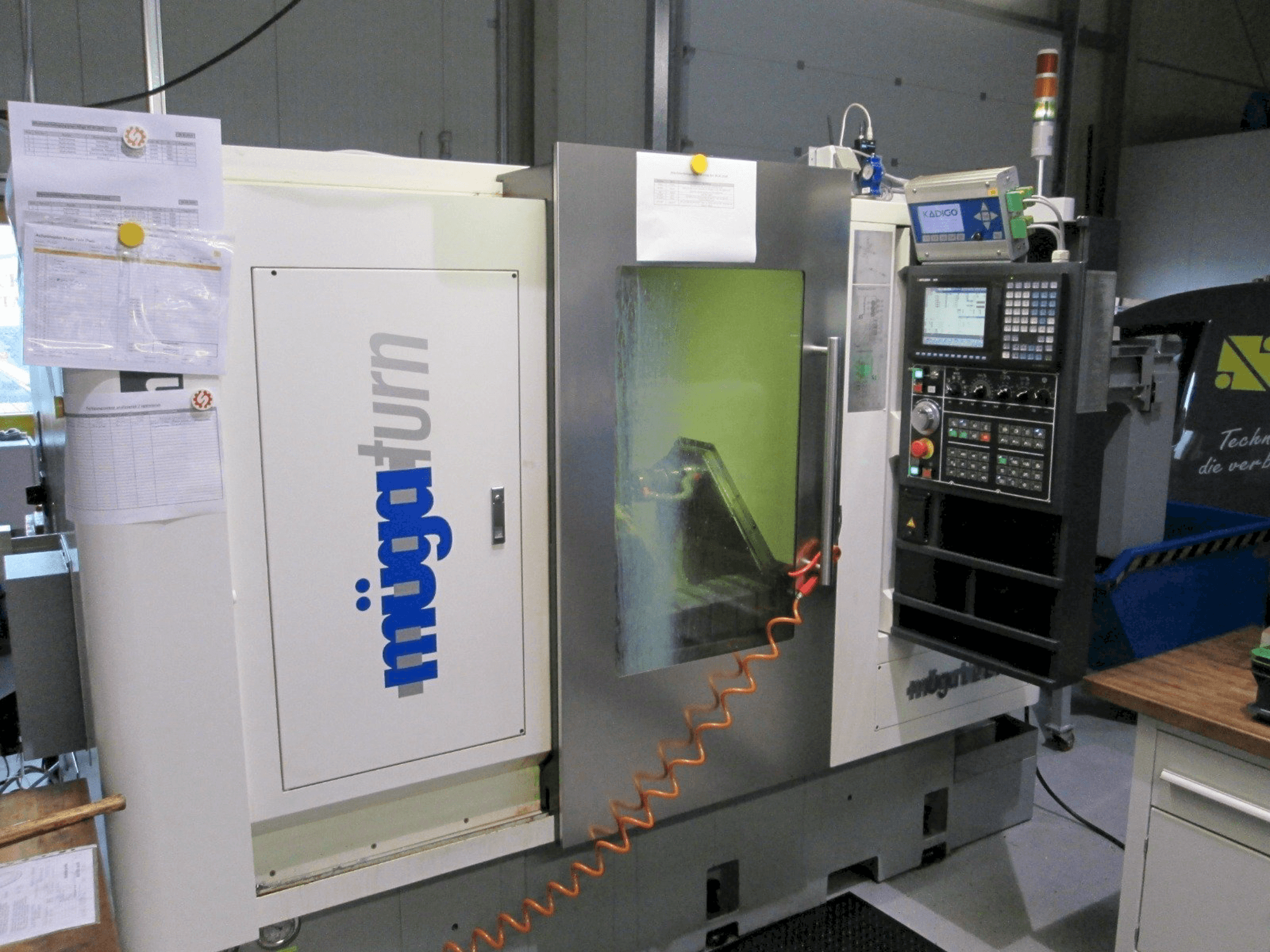 Mašīnas Muga iTwin pretskats