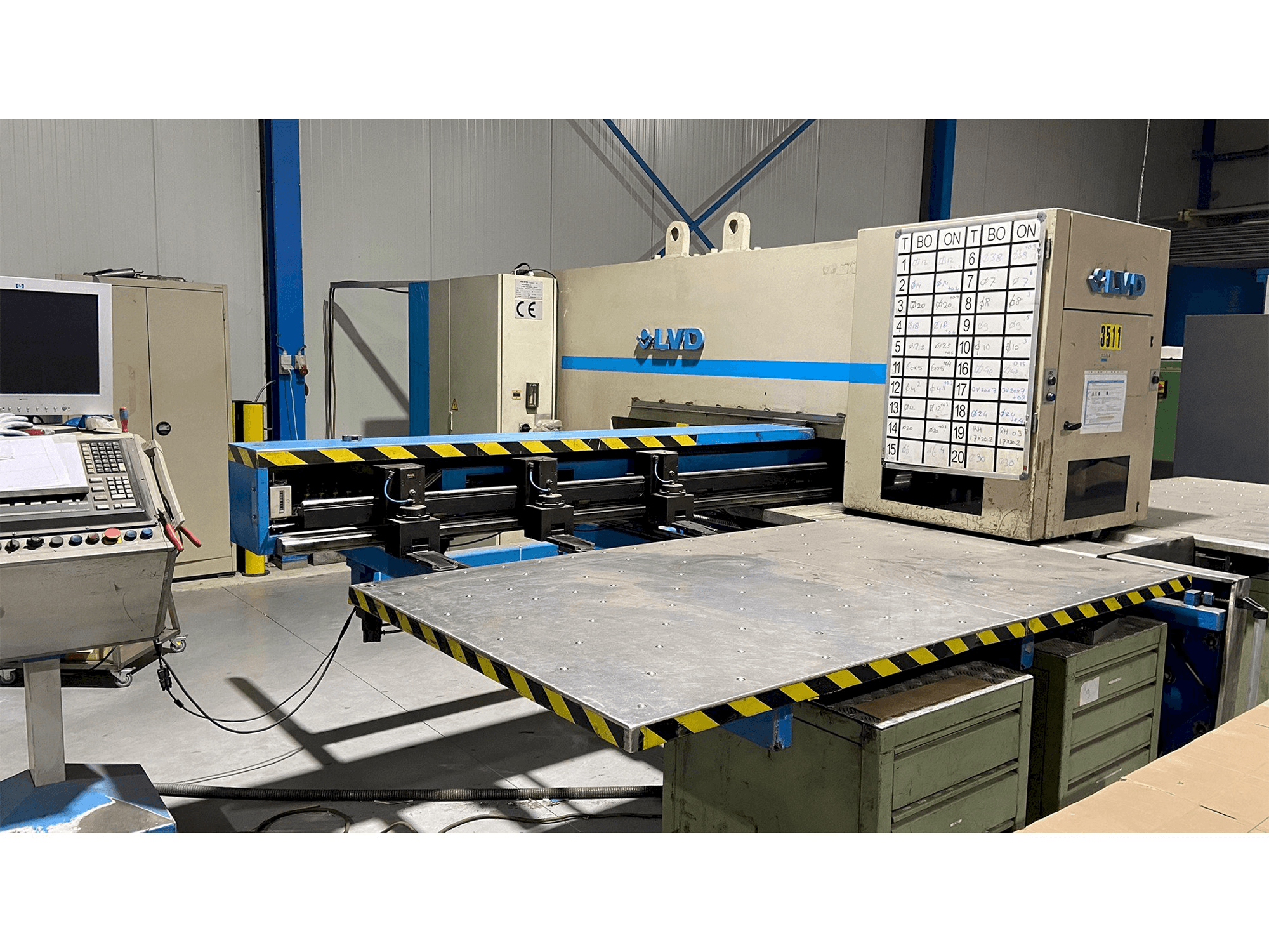 Mašīnas LVD Delta 1250-LB-TN pretskats