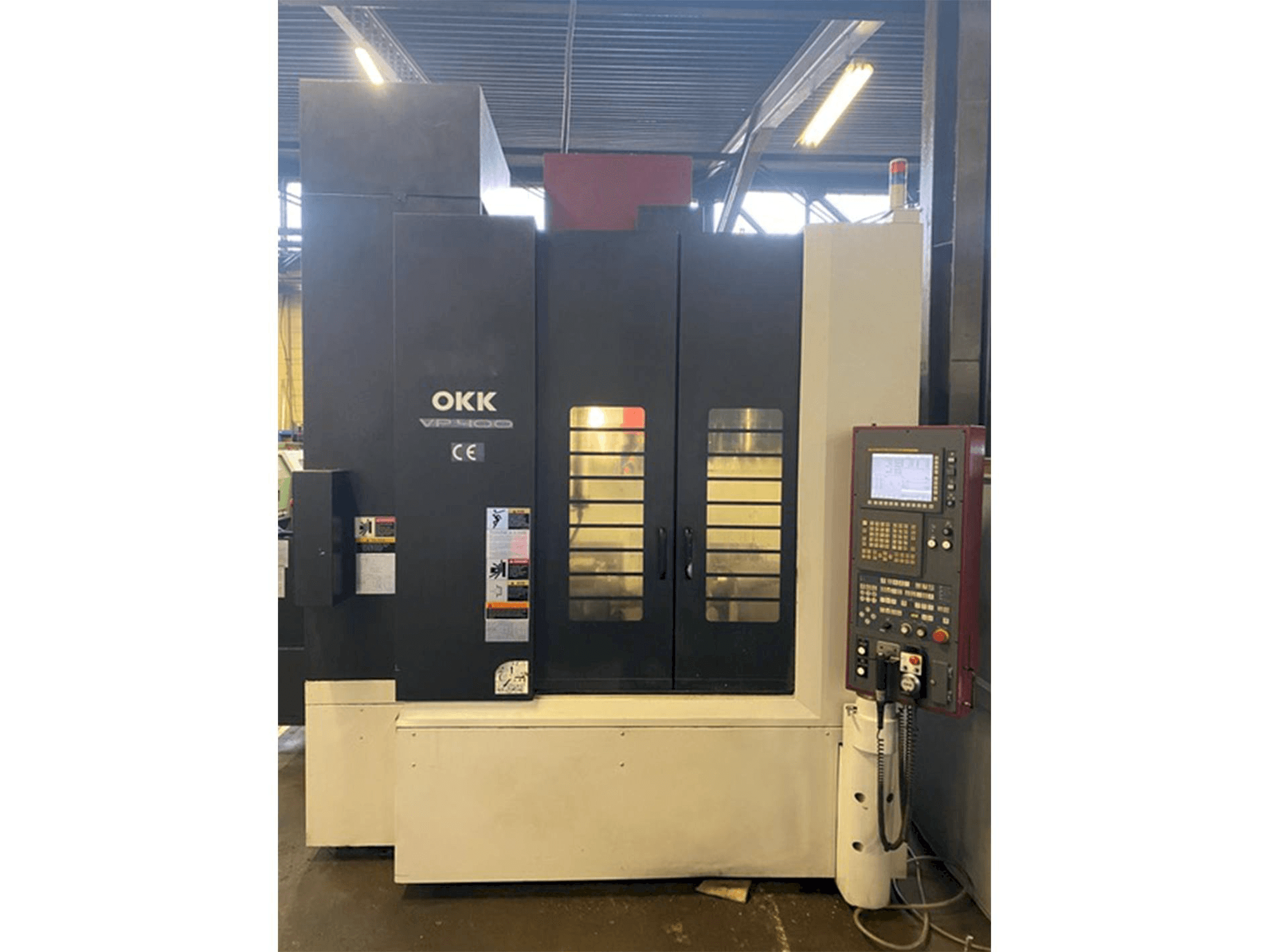 Mašīnas OKK VP400 pretskats