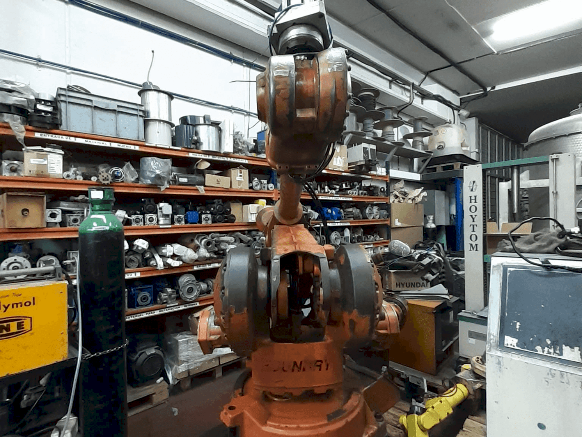 Mašīnas ABB IRB 4400 (2018) pretskats