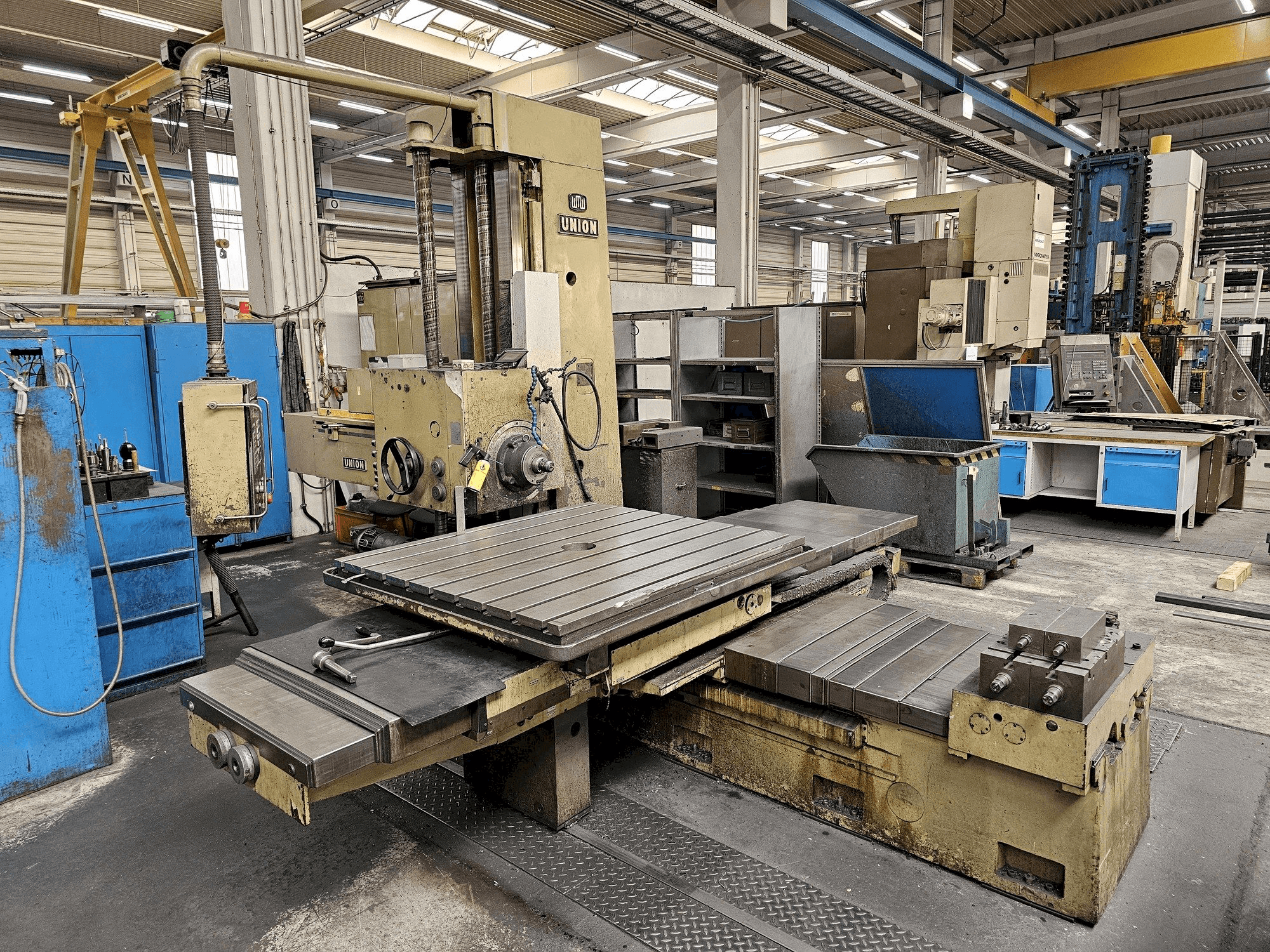 Mašīnas UNION BFT 90 pretskats