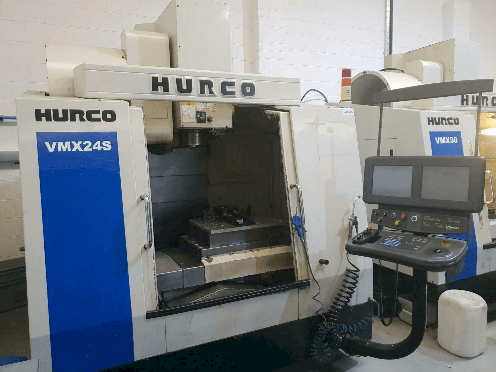 Mašīnas Hurco VMX 24 S pretskats