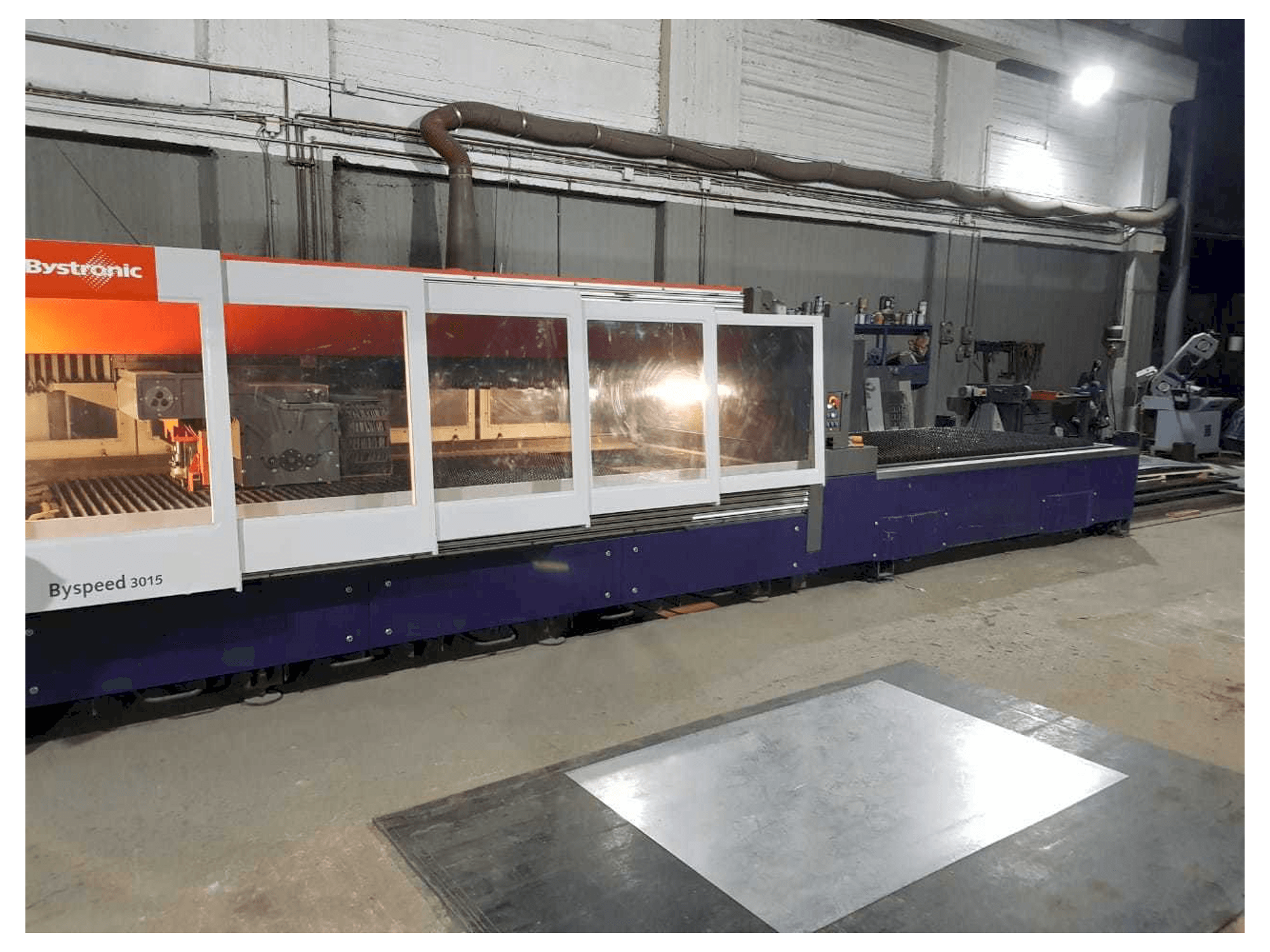 Mašīnas Bystronic BySpeed 3015 pretskats