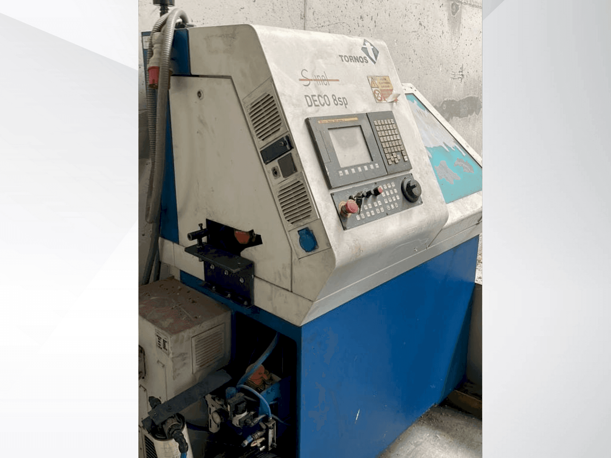 Mašīnas TORNOS DECO 8sp pretskats