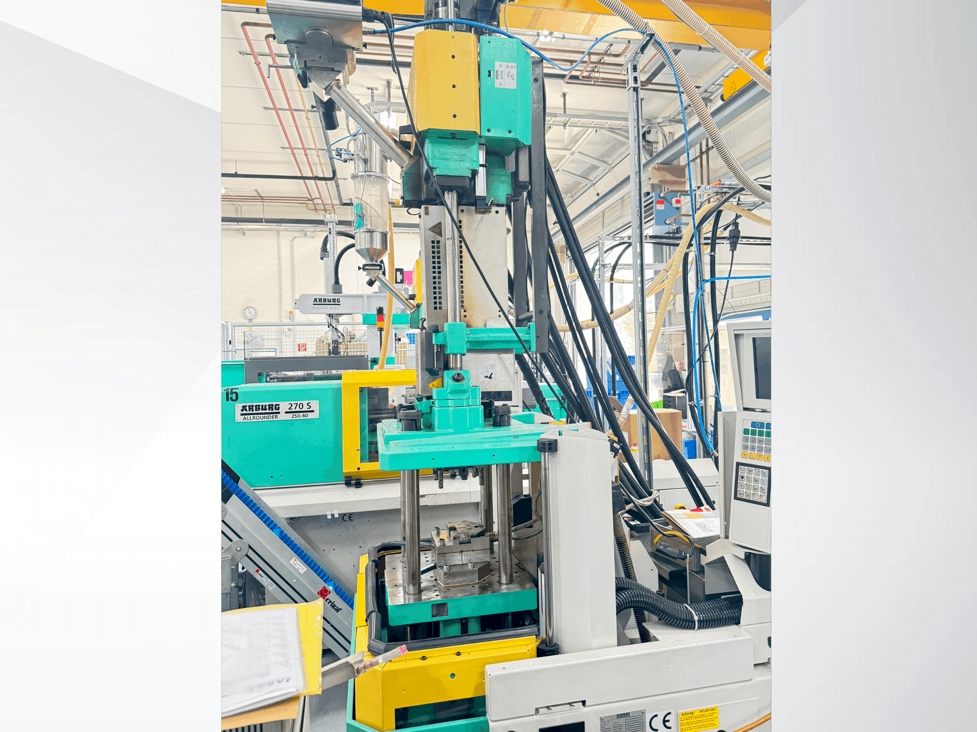 Mašīnas Arburg 220 S 150-60U pretskats