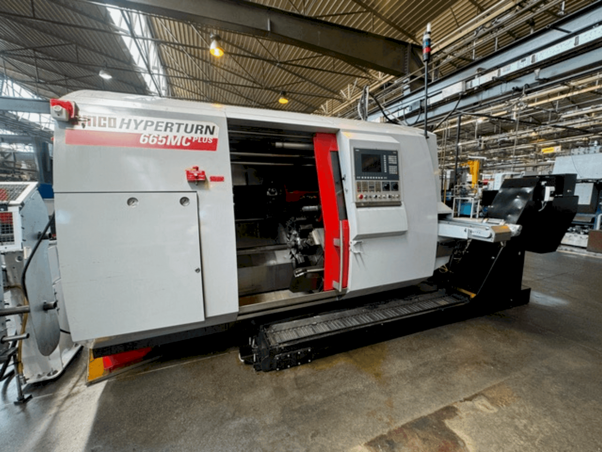 Mašīnas EMCO HYPERTURN 665 MC PLUS pretskats