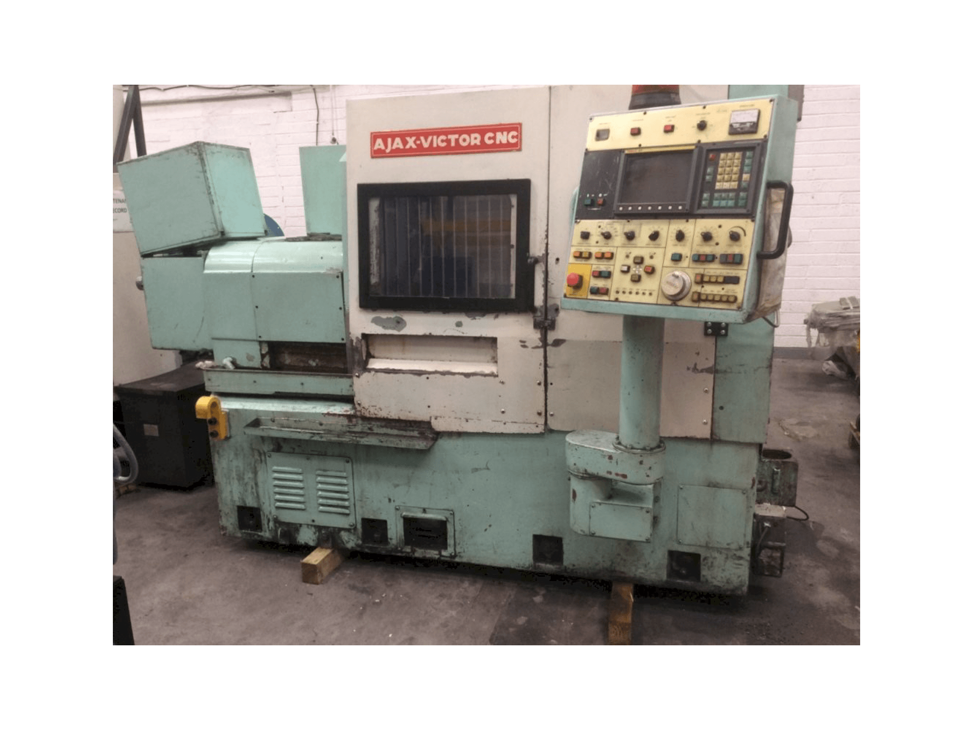 Mašīnas Victor TNS-3H pretskats