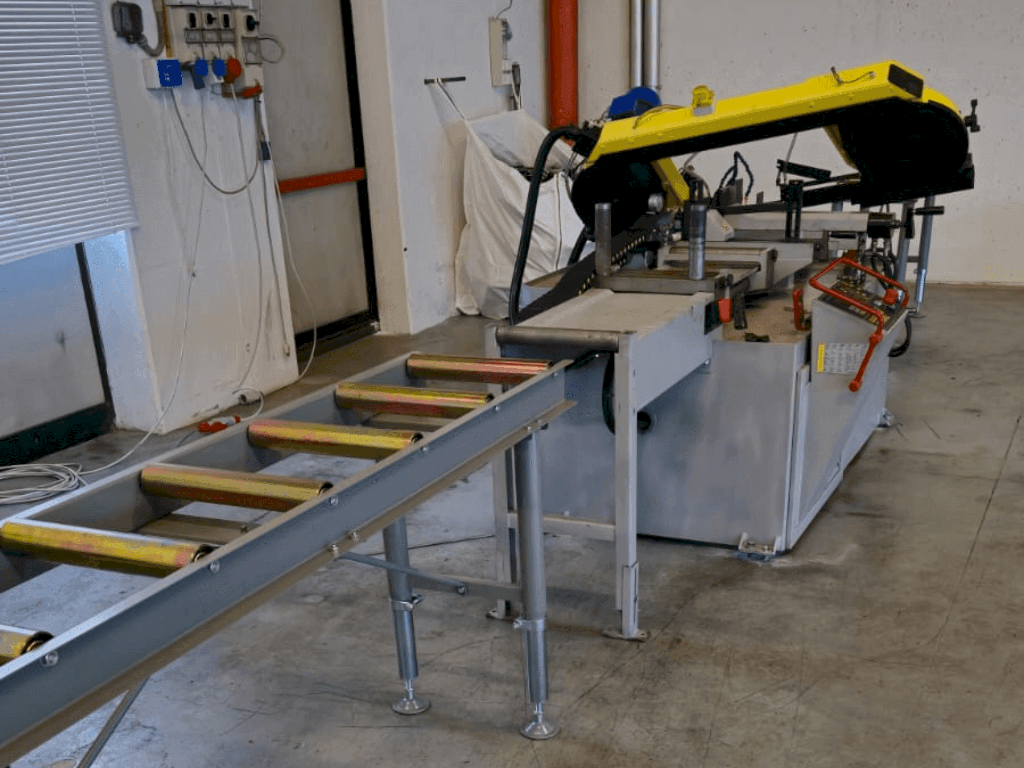 Mašīnas FMB JUPITER pretskats