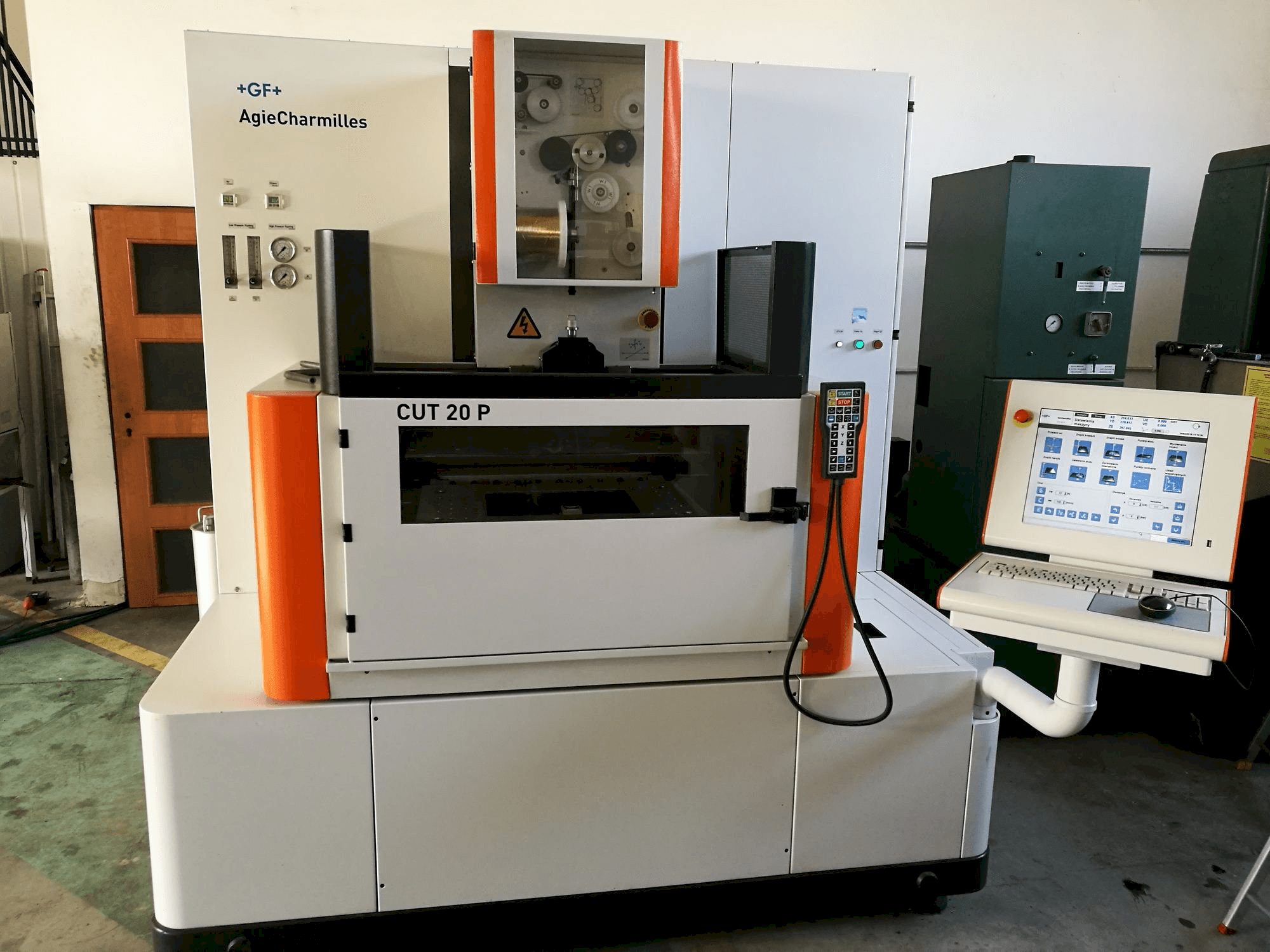 Mašīnas AgieCharmilles CUT 20 P pretskats