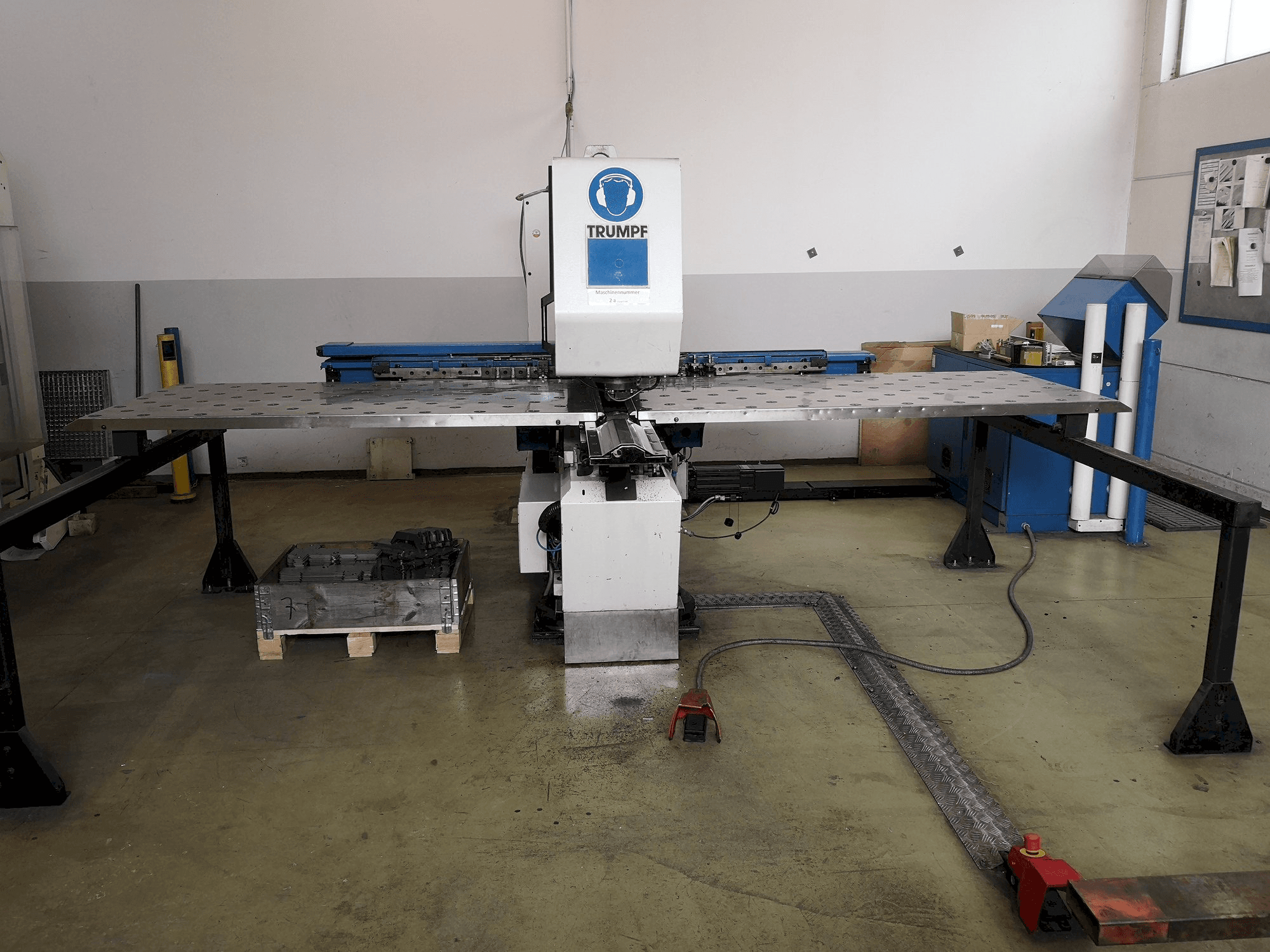 Mašīnas Trumpf Trumatic 160R pretskats