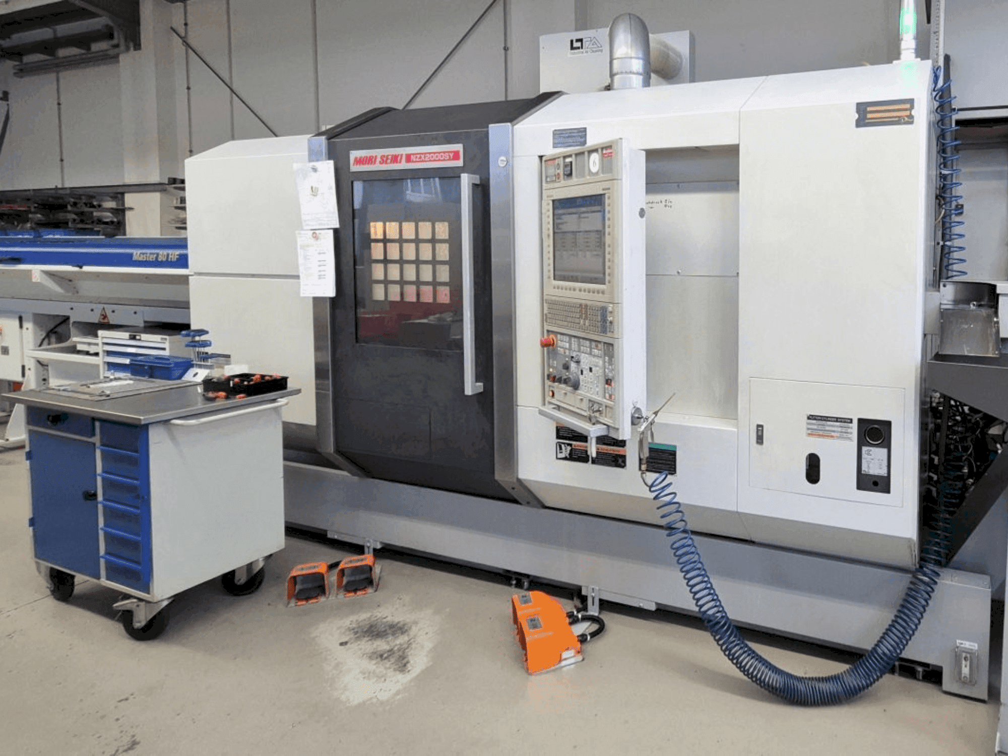 Mašīnas MORI SEIKI NZX2000/800SY pretskats