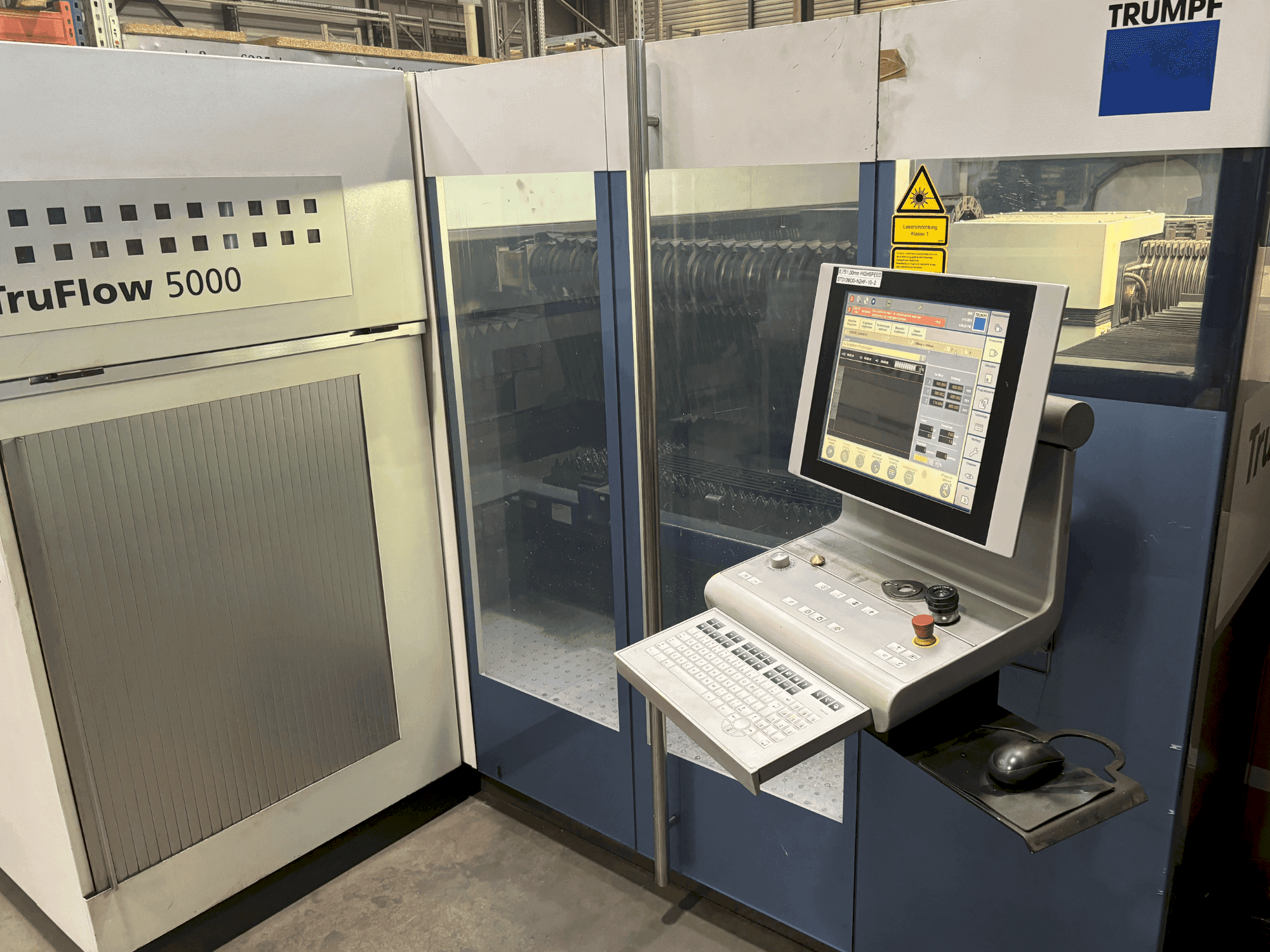 Mašīnas TRUMPF TruLaser 3030 pretskats