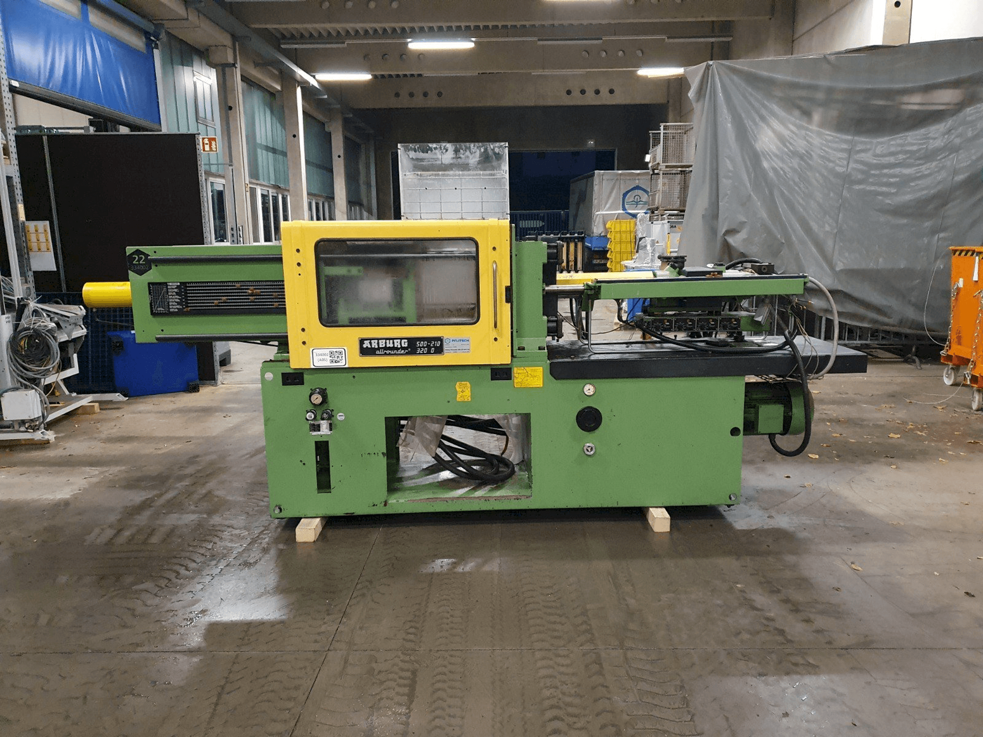 Mašīnas Arburg Allrounder 320 D 500-210 pretskats