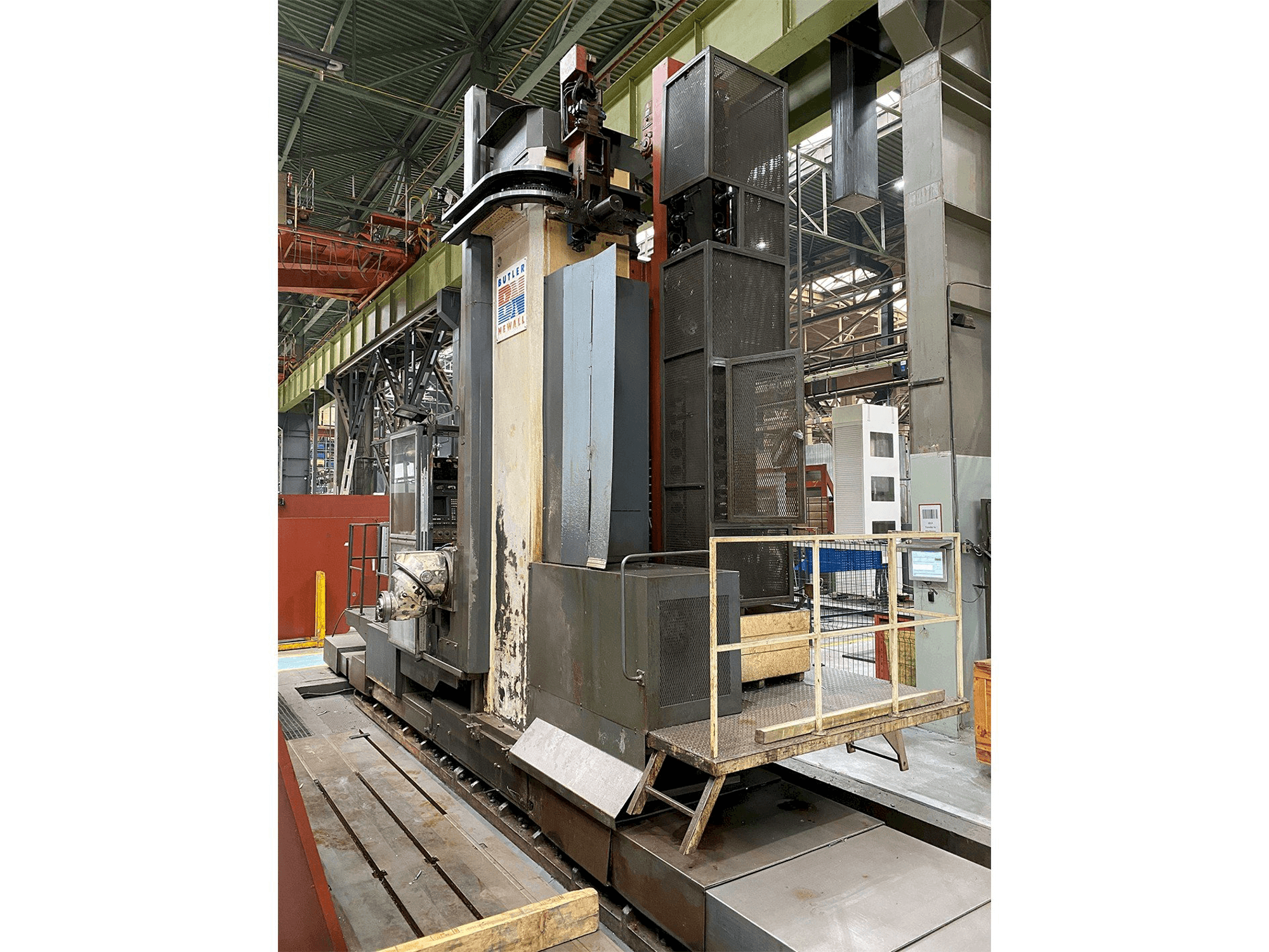 Mašīnas Butler Elgamill pretskats