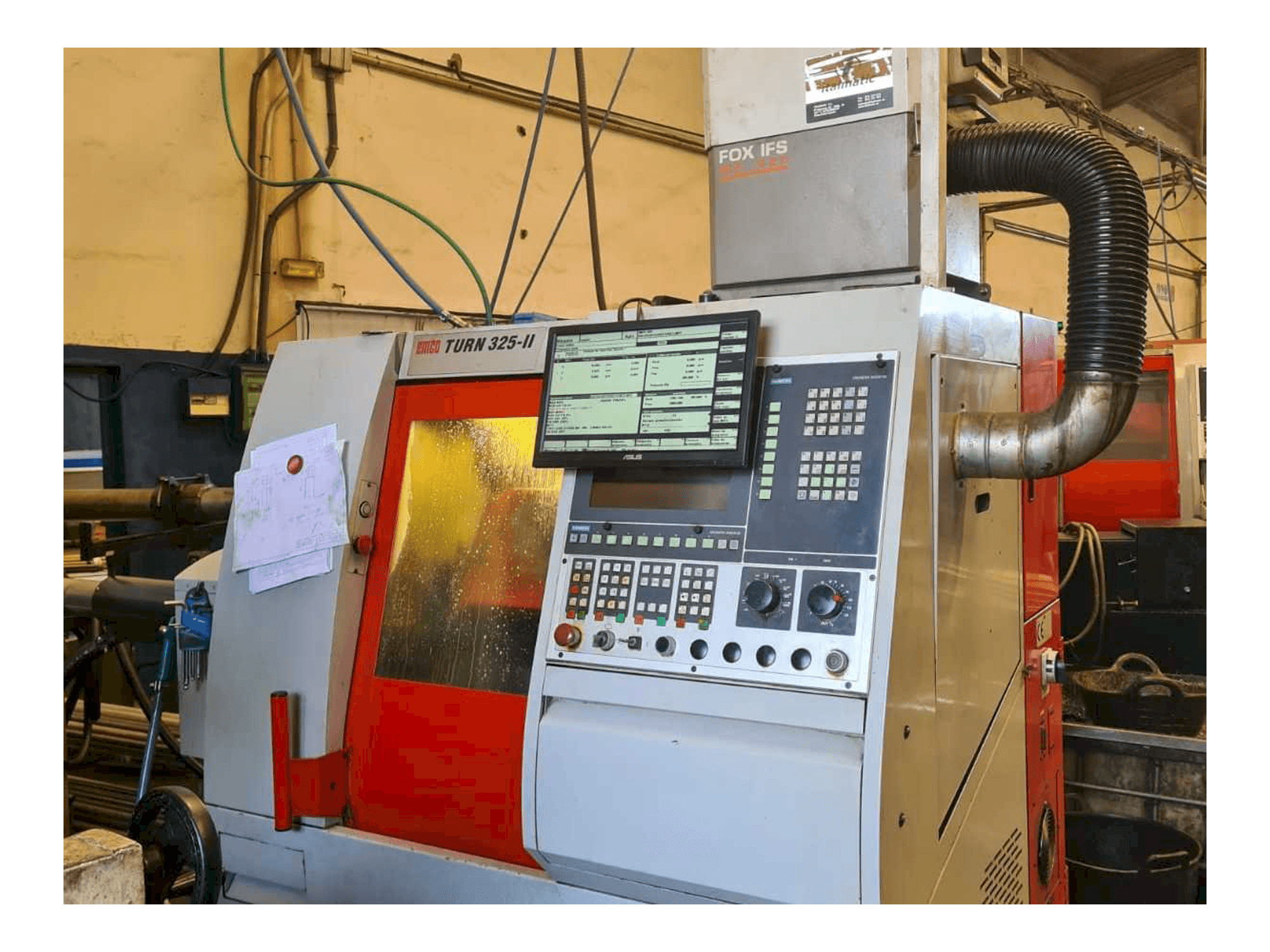Mašīnas EMCO Turn 325-II pretskats