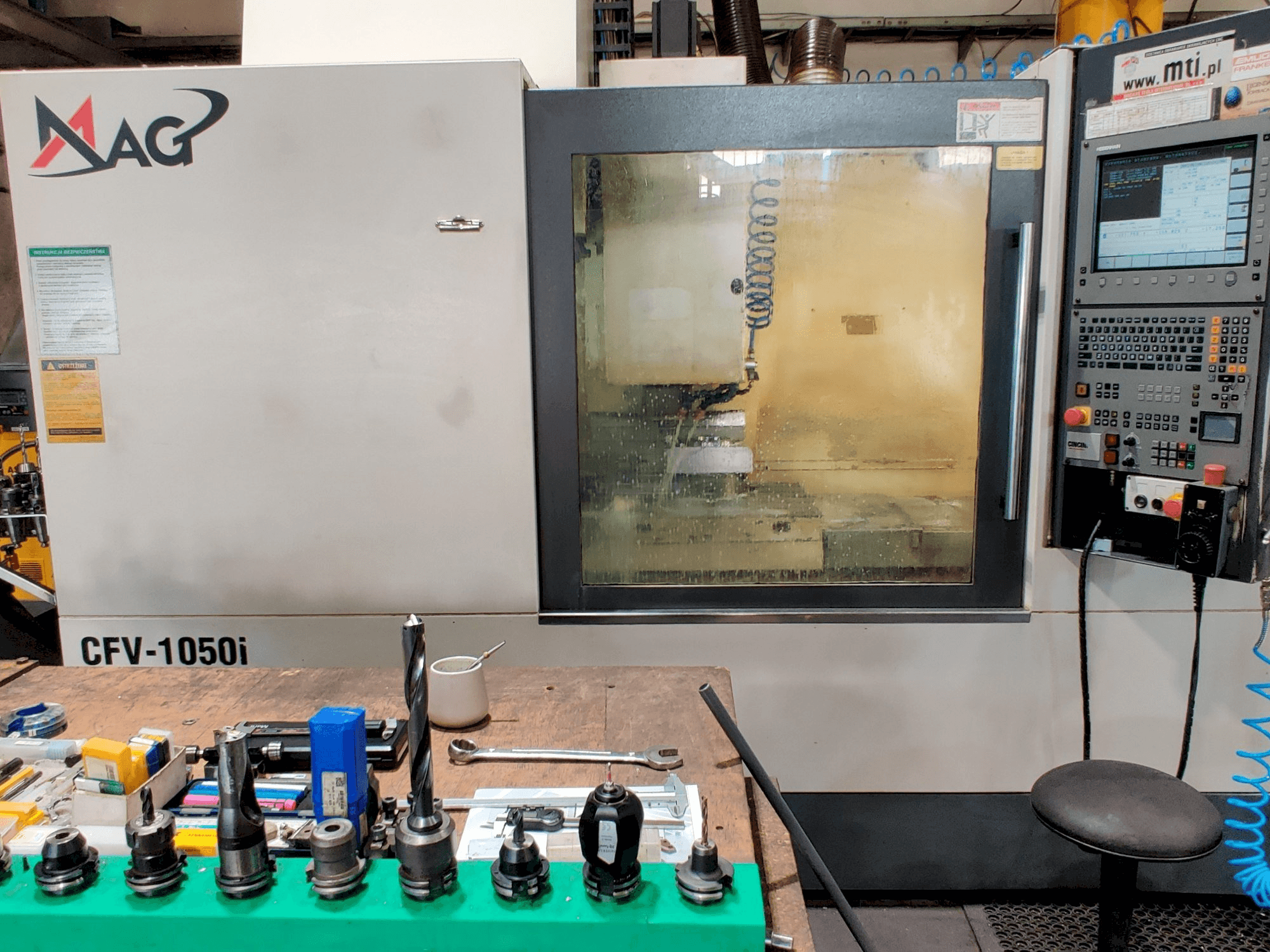 Mašīnas MAG CFV 1050 pretskats