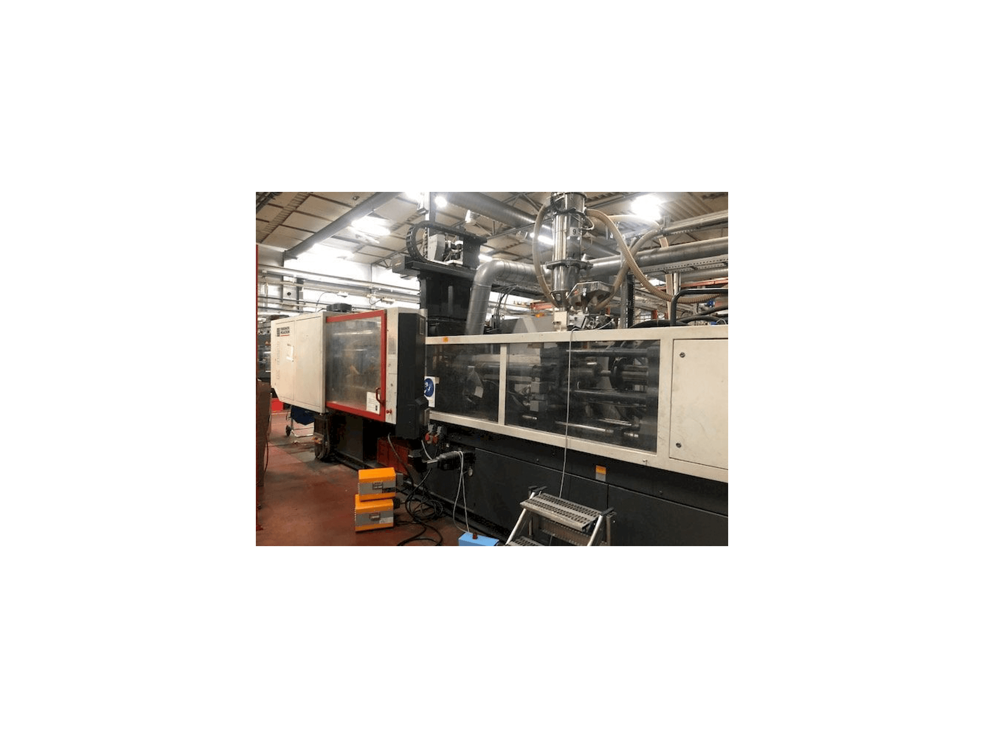 Mašīnas FERROMATIK MILACRON K320 pretskats