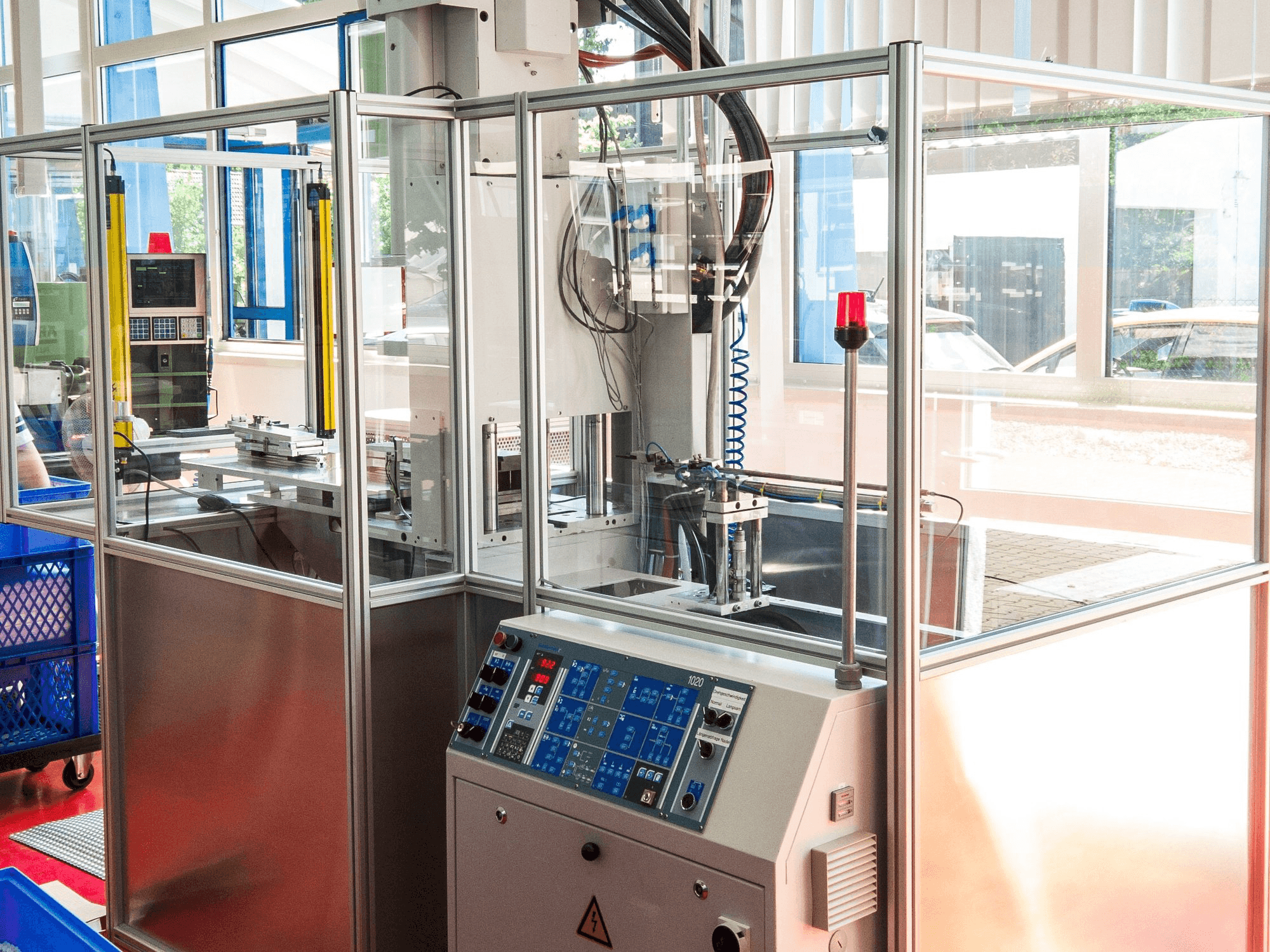 Mašīnas Battenfeld PLUS 250V50 pretskats