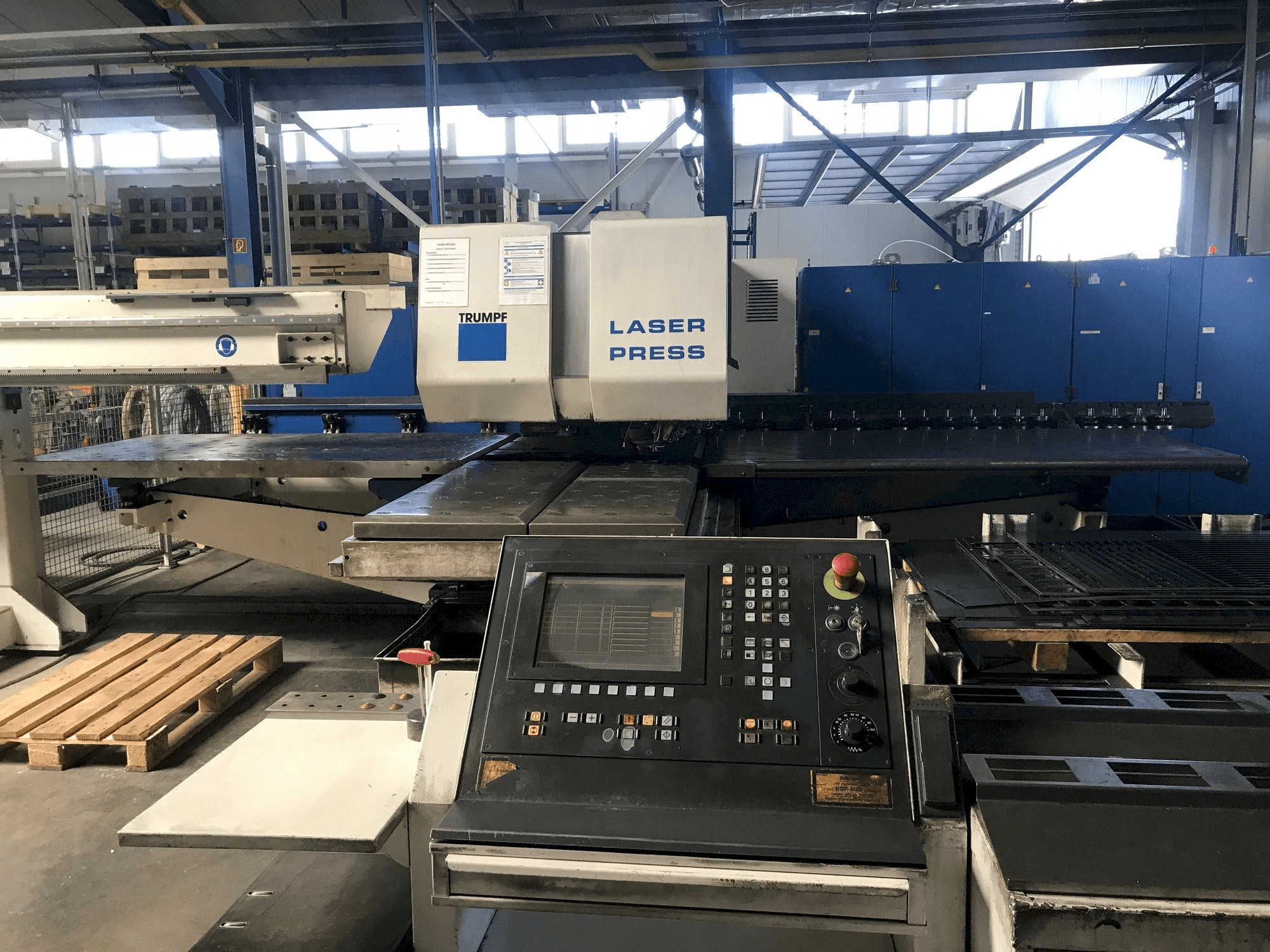 Mašīnas Trumpf Trumatic 600L pretskats