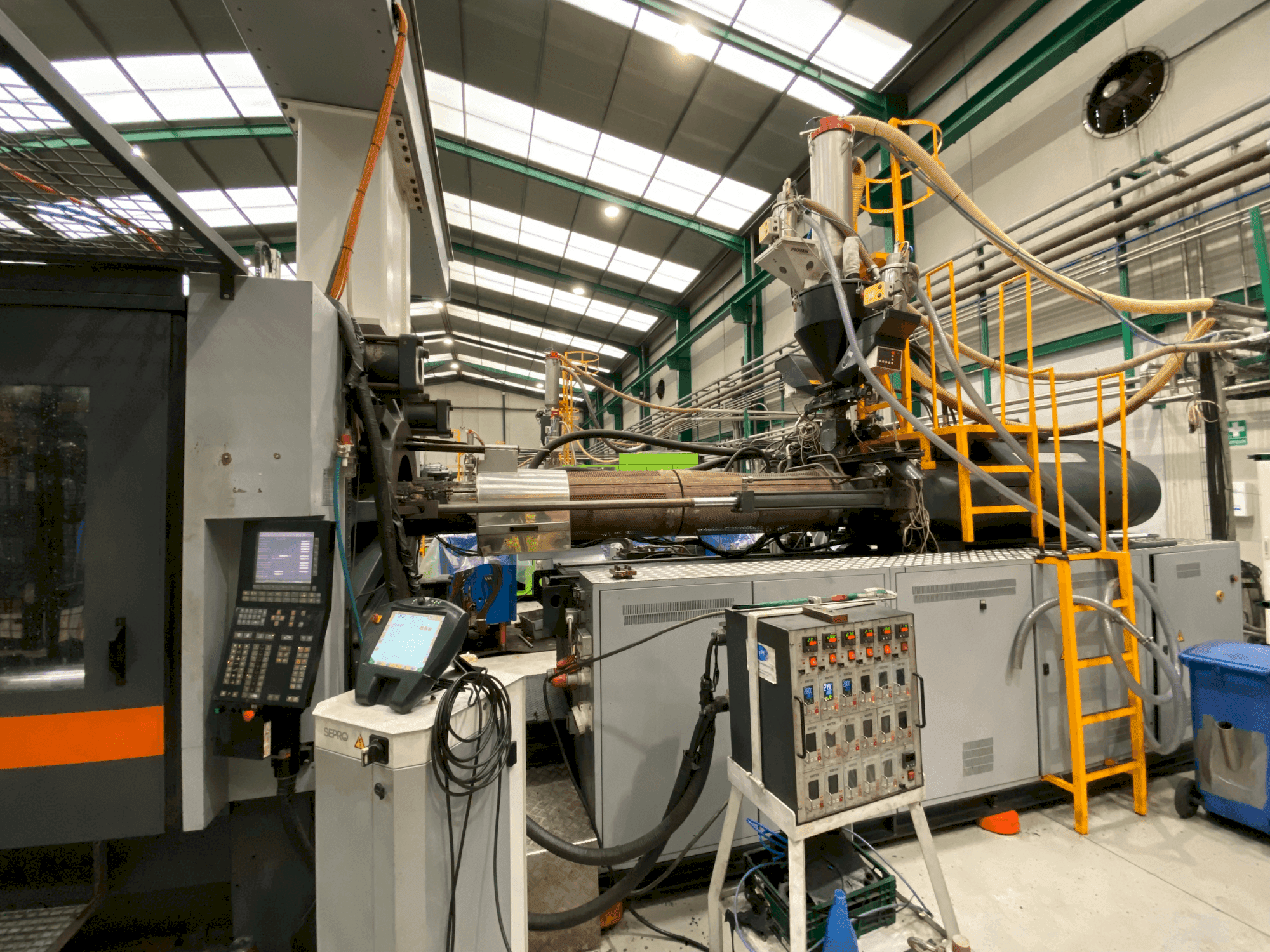 Mašīnas SANDRETTO MEGA TES 8200 pretskats