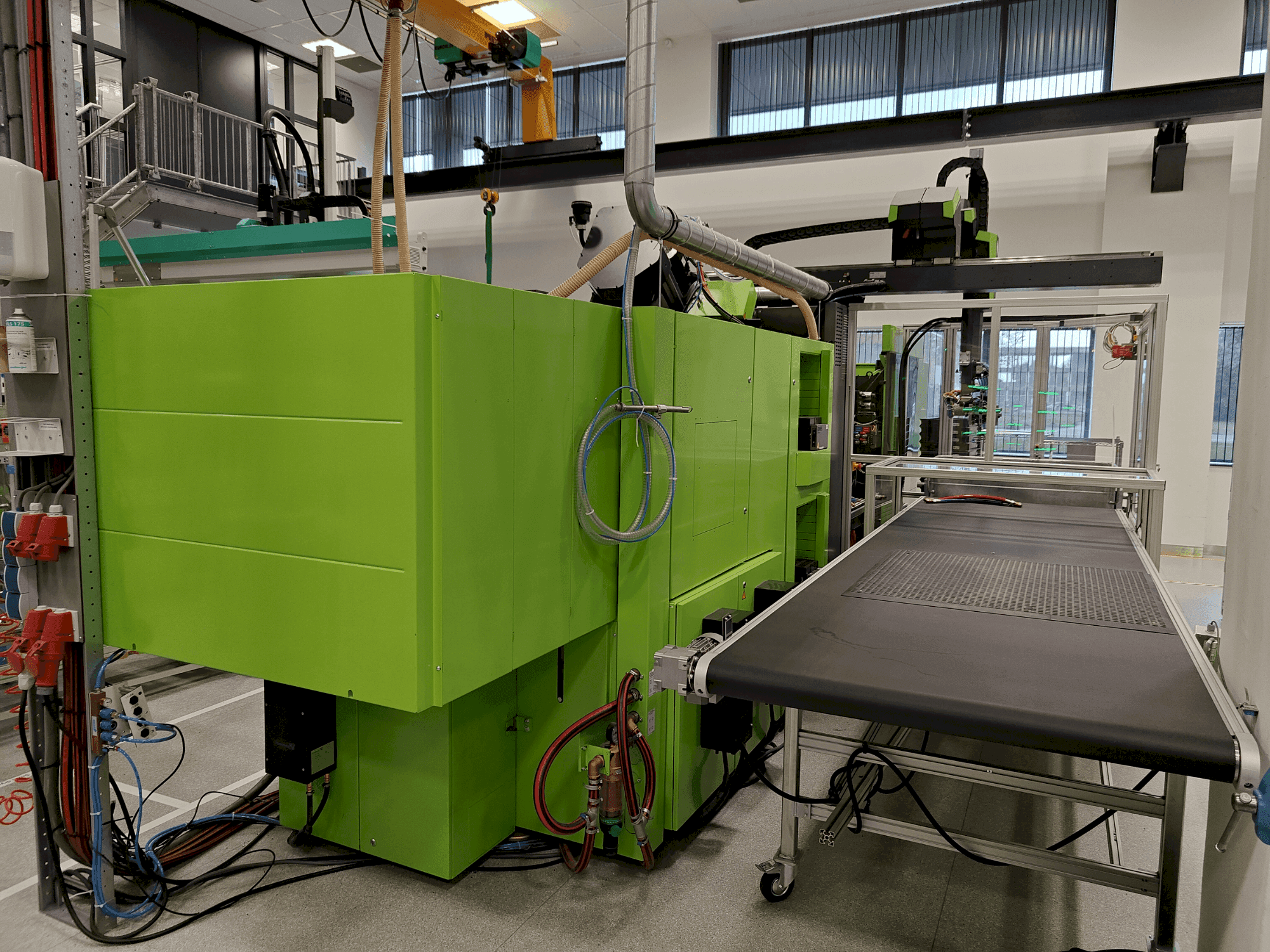 Mašīnas Engel e-victory 740H/50W/220 combi + Viper 20 pretskats