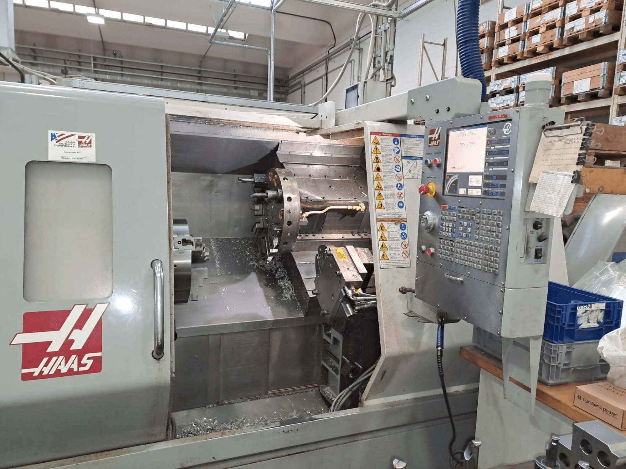 Mašīnas HAAS SL30 pretskats