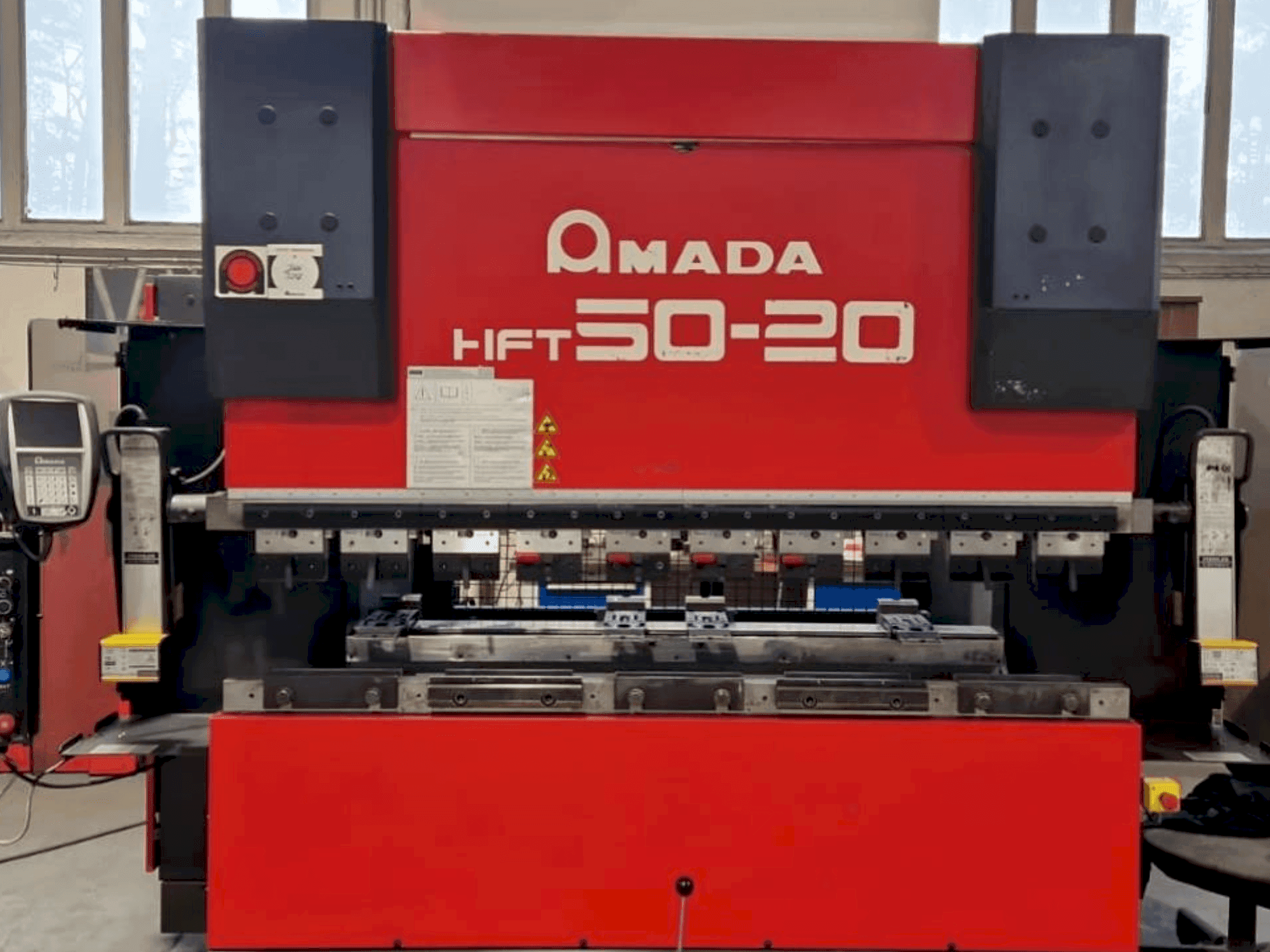 Mašīnas AMADA HFT 50-20 pretskats