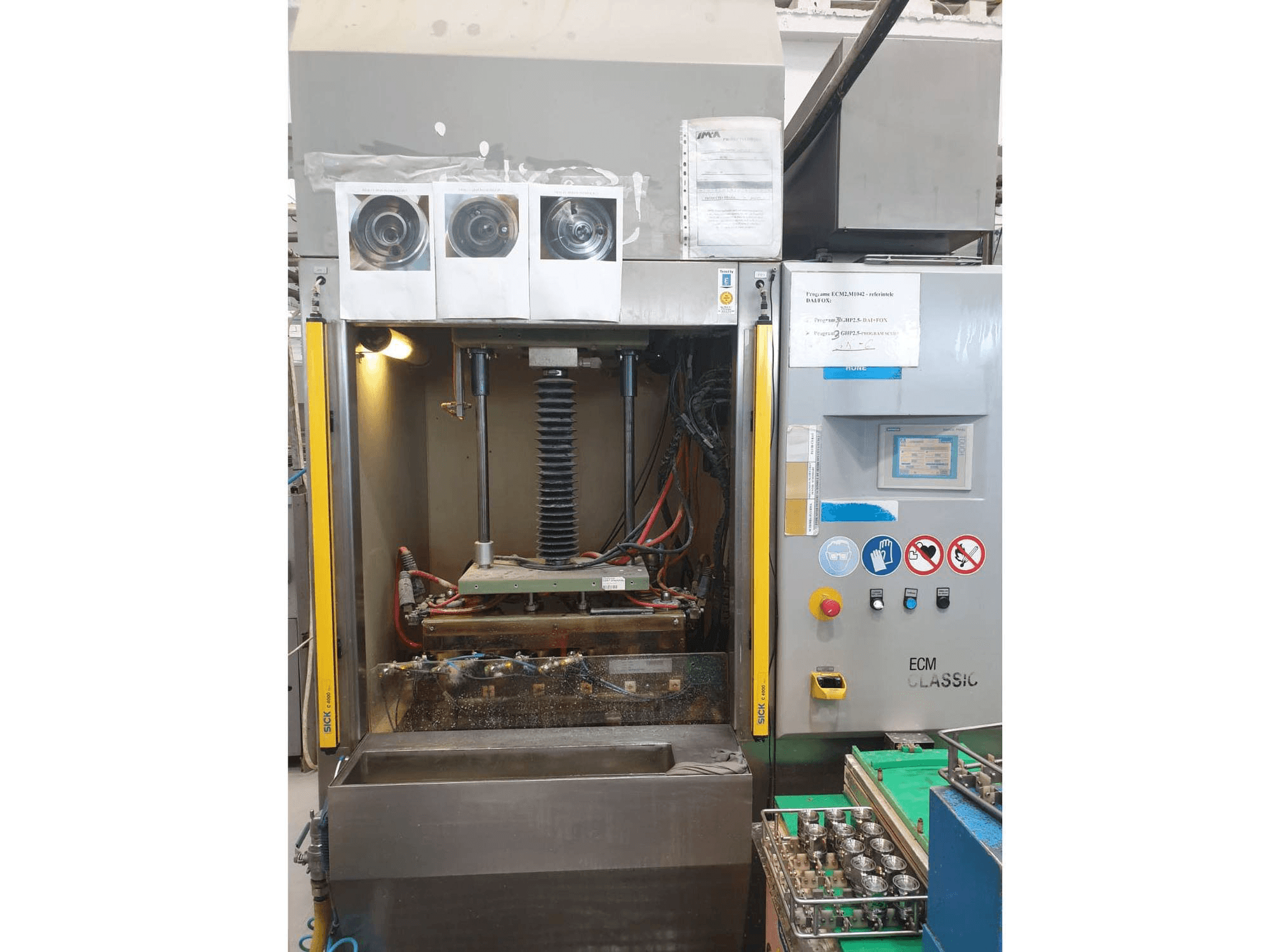 Mašīnas Extrude Hone Classic 1A-450-43-P-M pretskats