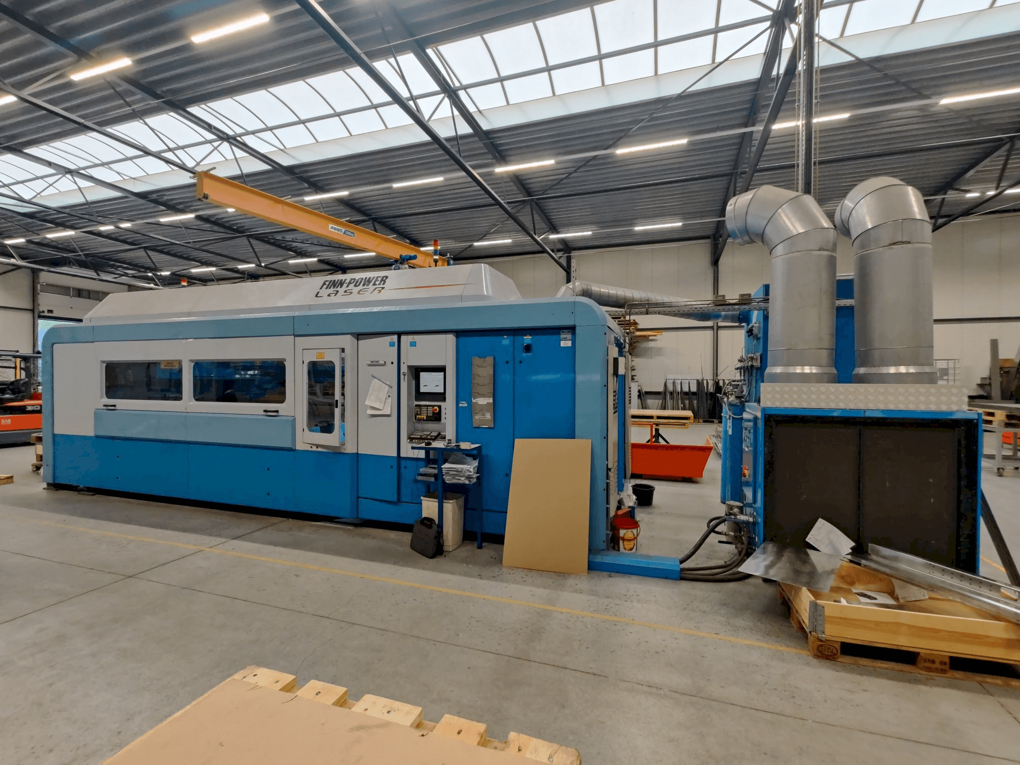 Mašīnas Finn-Power FPL6-B pretskats