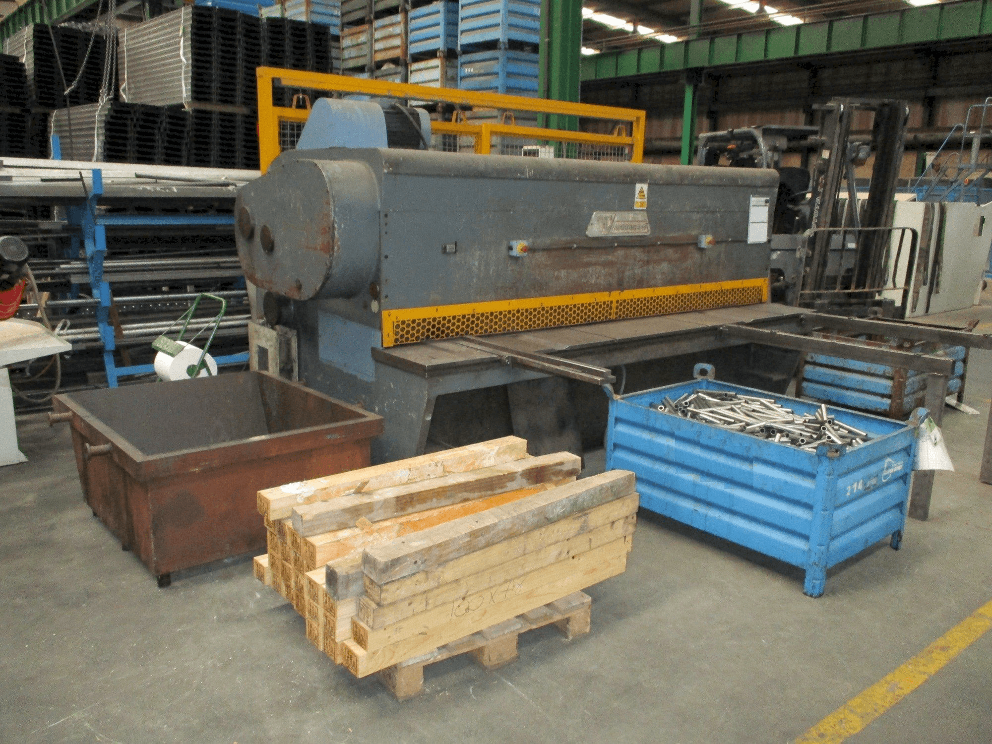 Mašīnas Taci AC-10/30 pretskats