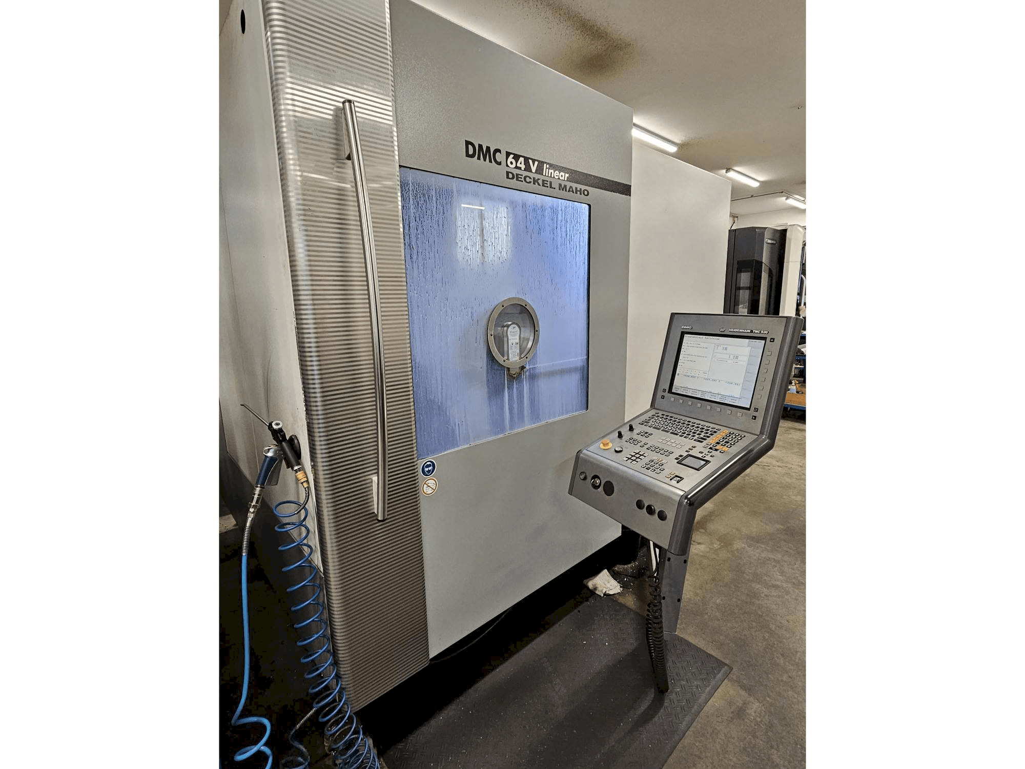 Mašīnas DMG DMC64V pretskats