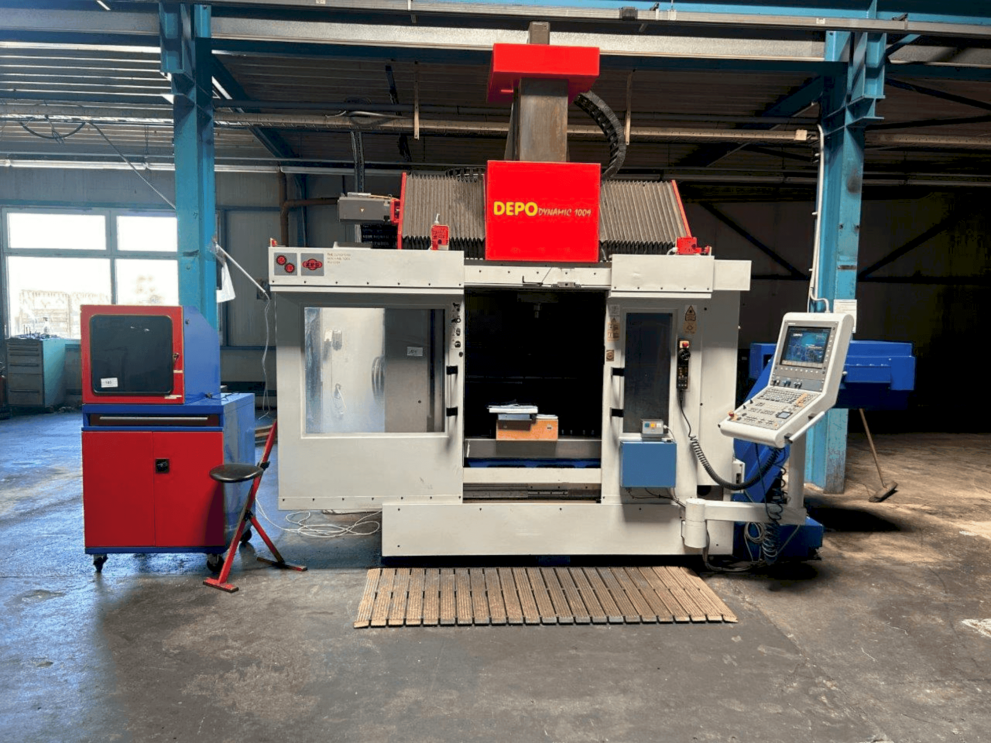 Mašīnas DEPO Dynamic 1009 pretskats