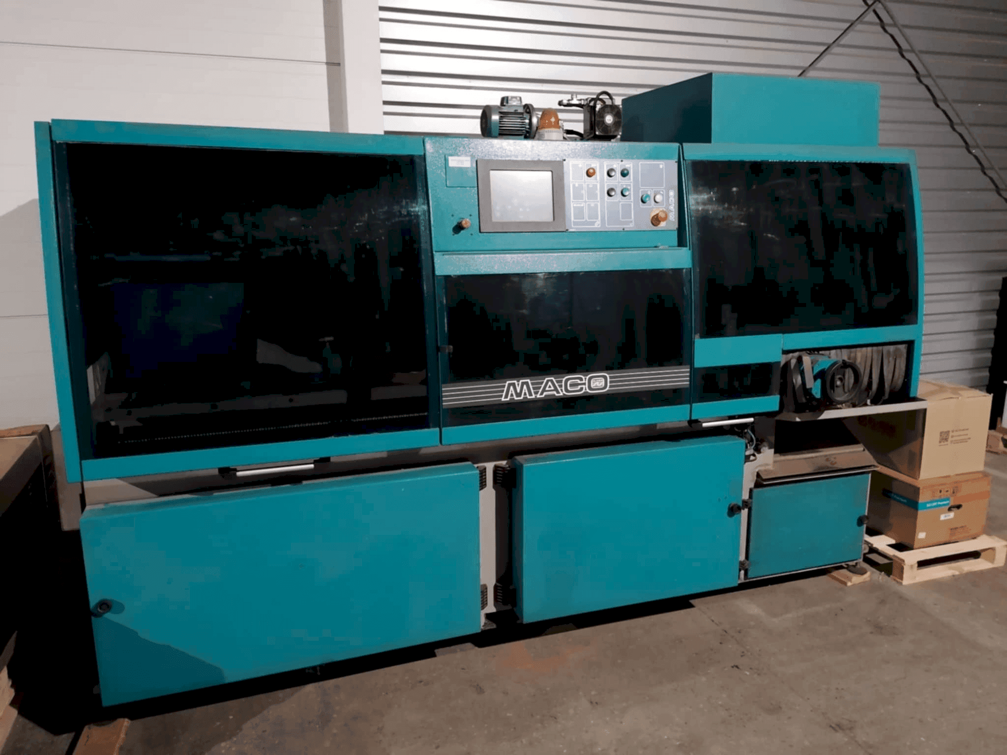 Mašīnas MACO VK370 AR ALU pretskats