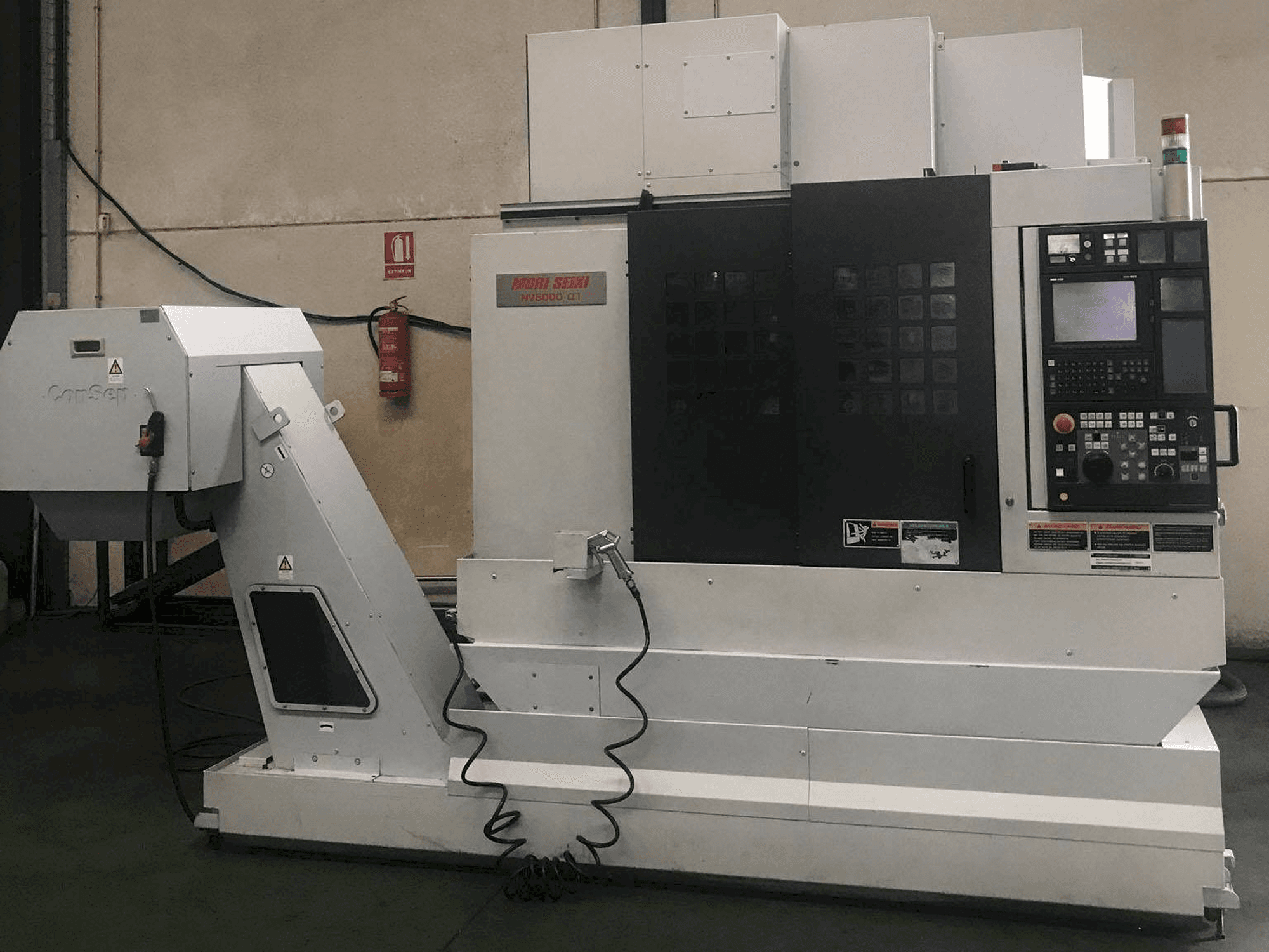 Mašīnas MORI SEIKI NV5000 Alpha 1A/40 pretskats