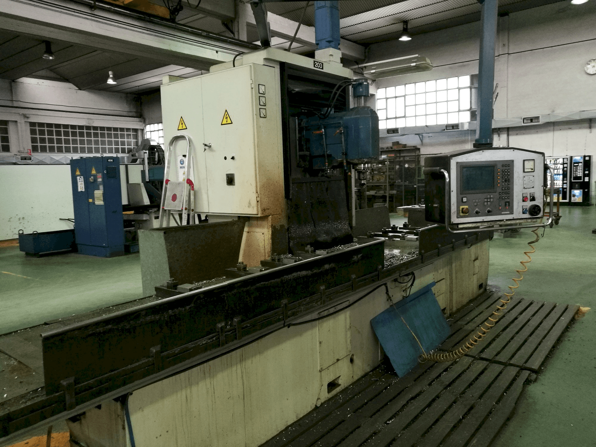 Mašīnas Correa A-20/44 kreisās malas skats