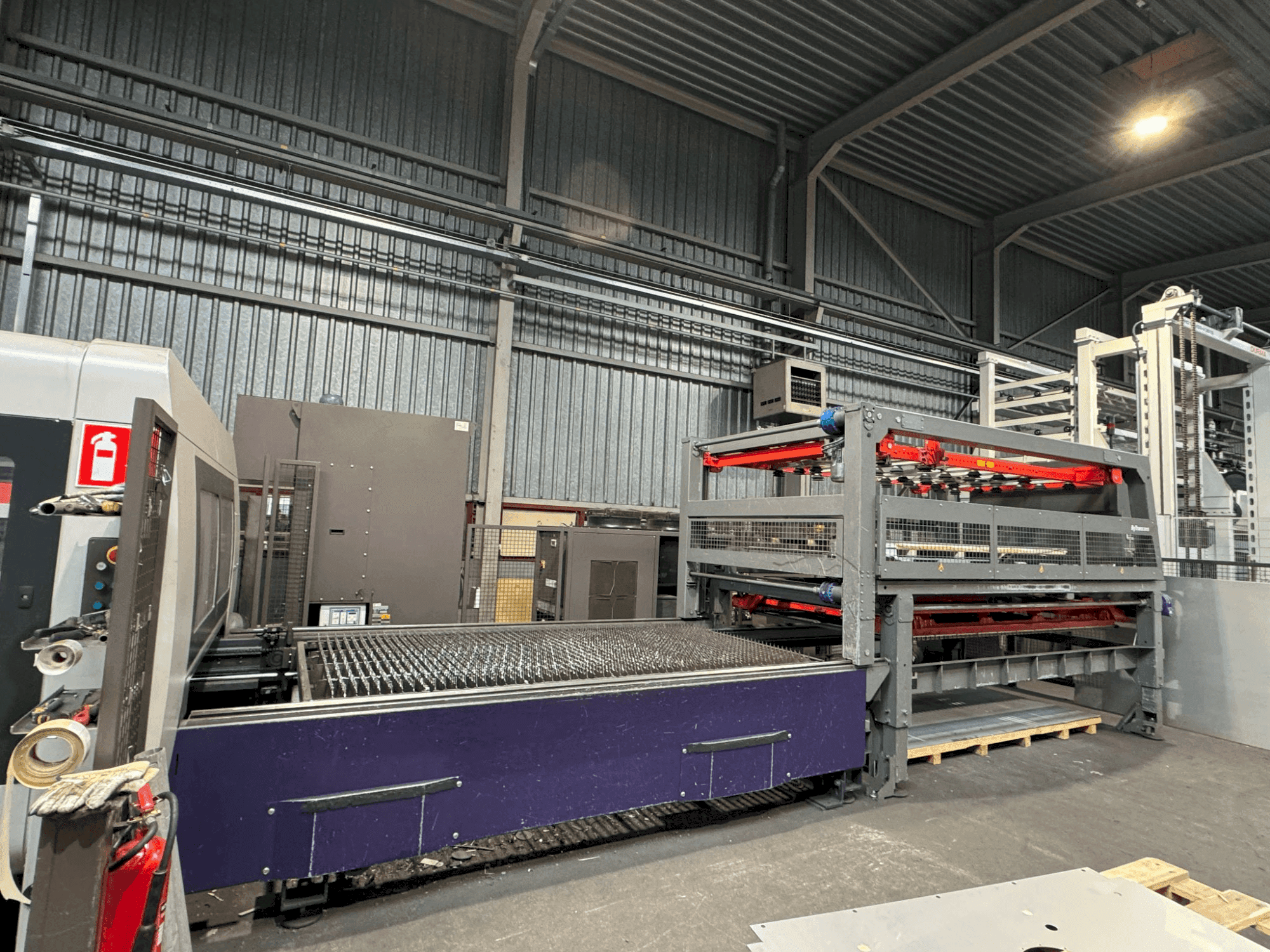 Mašīnas Bystronic ByTrans 3015 Standard pretskats