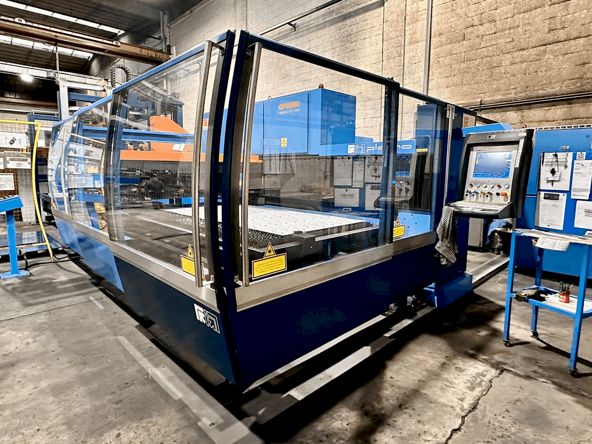 Mašīnas Prima Industrie Platino 1530 pretskats