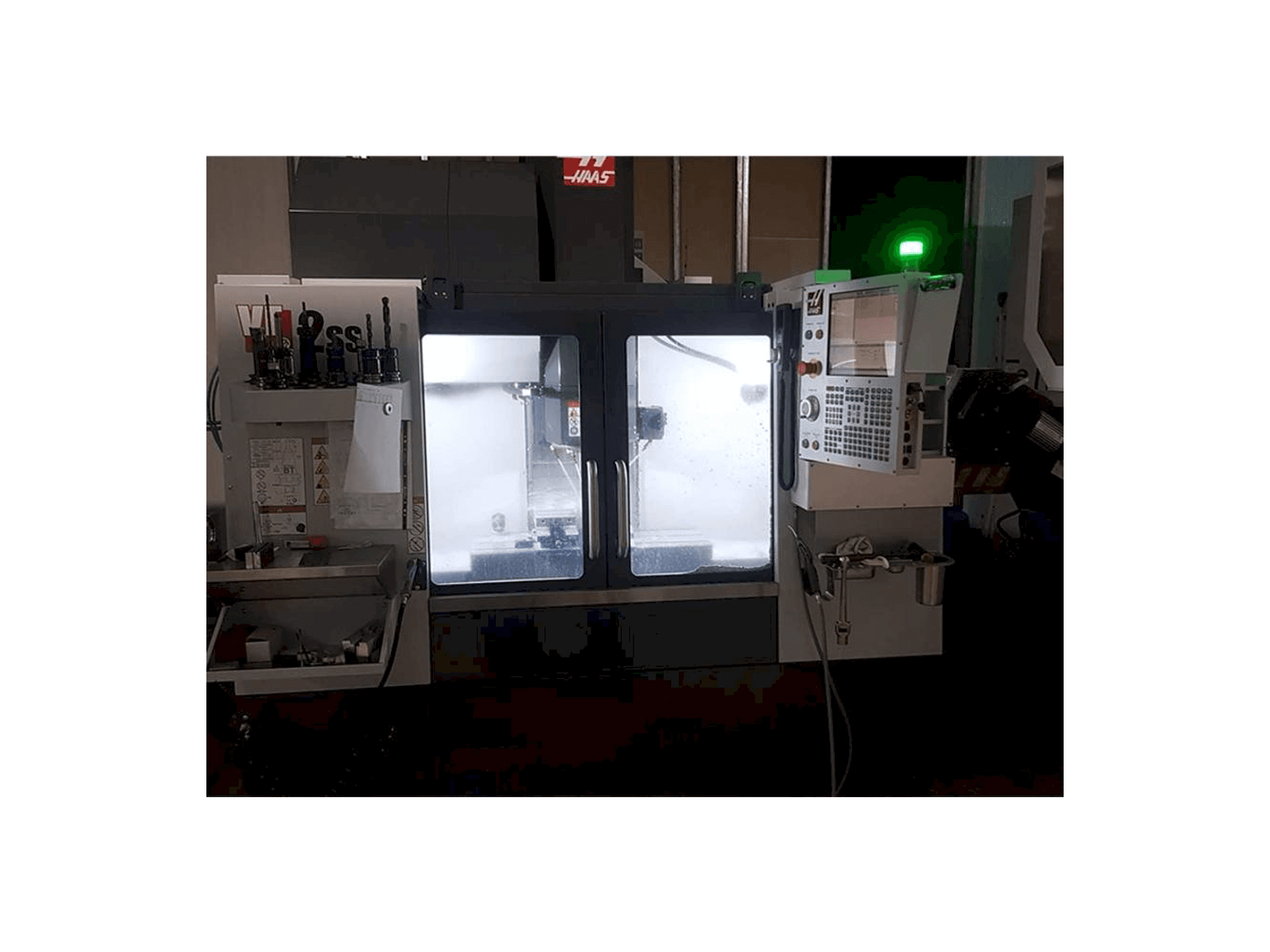 Mašīnas HAAS VF-2SS pretskats