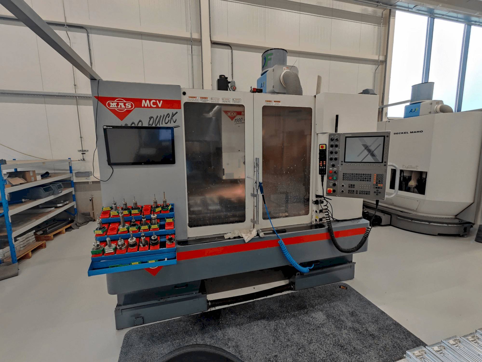 Mašīnas MAS MCV1000 Quick pretskats